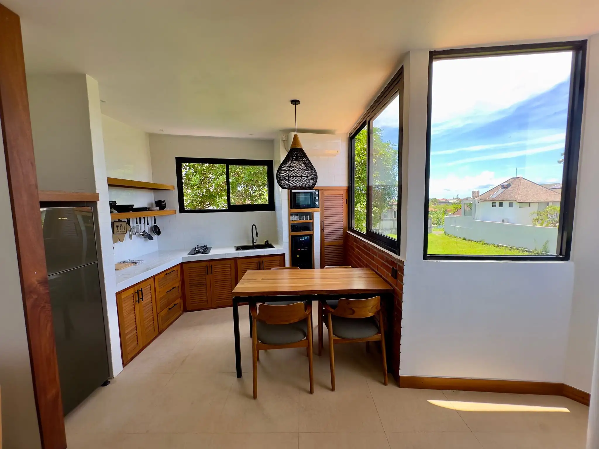 Flat 90m² in Indonesia, Canggu. Priced at 150000$ rent photo-15
