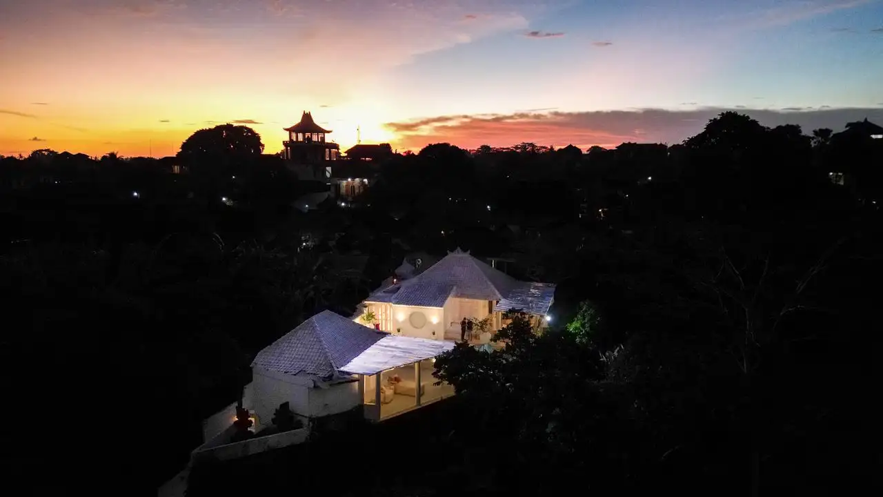 Villa 250m² in Indonesia, Ubud. Priced at 600000$ rent photo-11