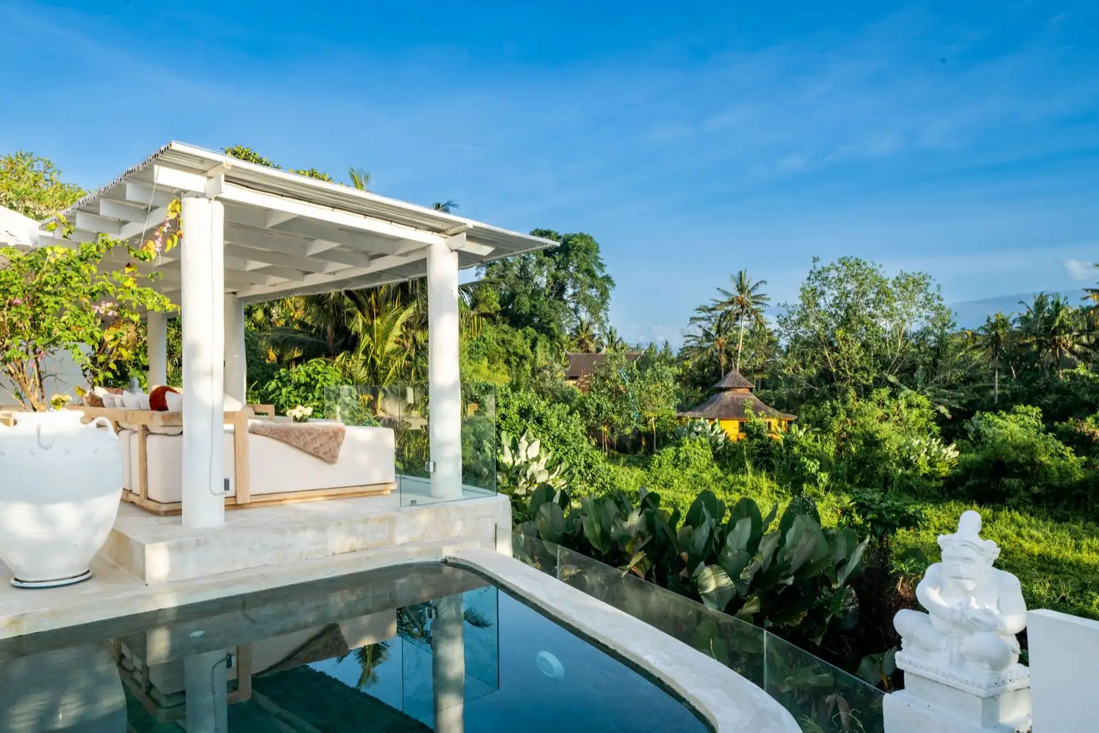 Villa 250m² in Indonesia, Ubud. Priced at 600000$ rent photo-17