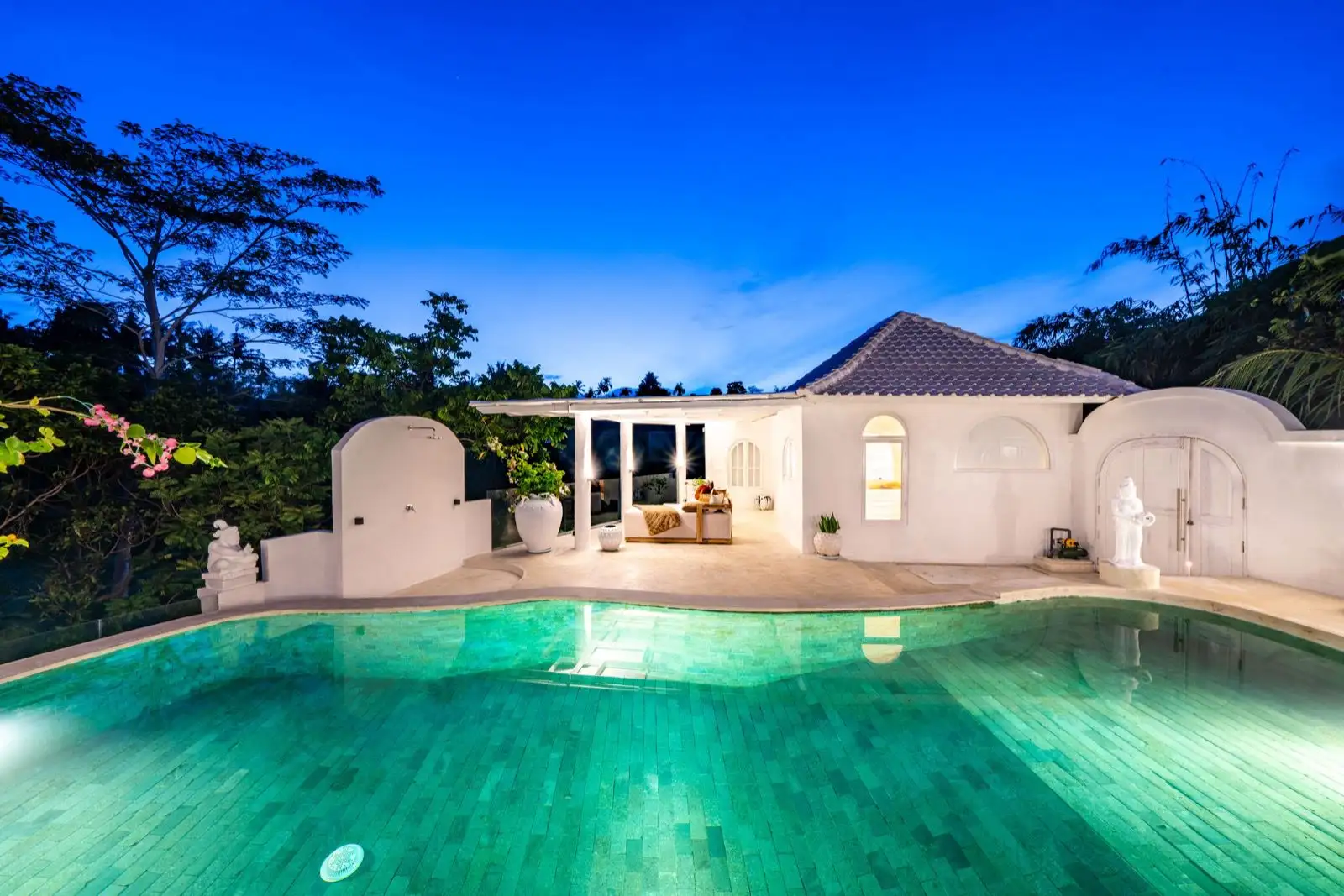 Villa 250m² in Indonesia, Ubud. Priced at 600000$ rent photo-22