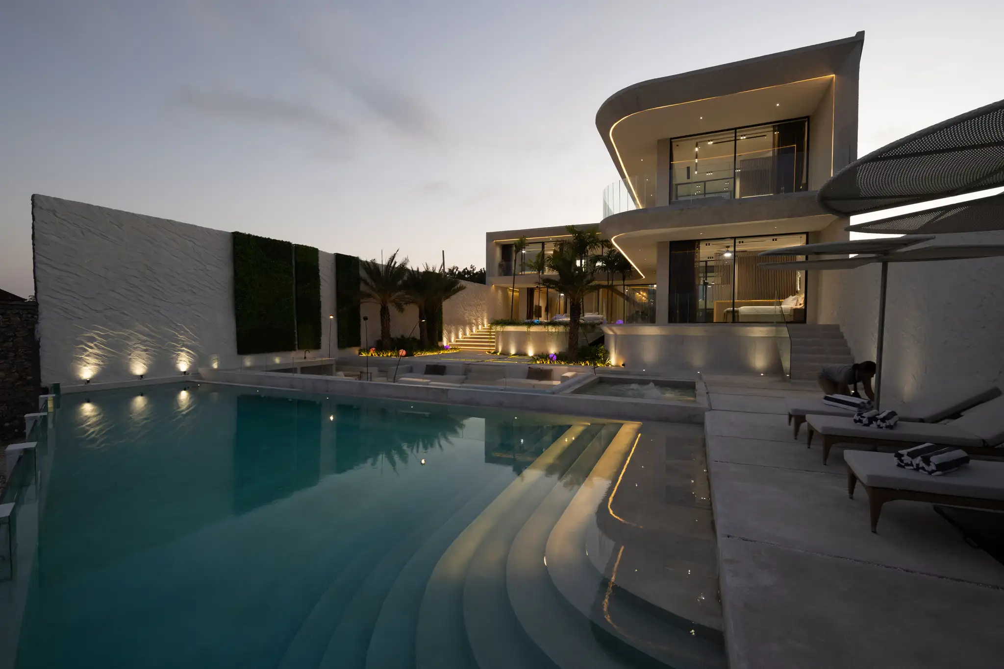 Villa 414m² in Indonesia, Bukit. Priced at 1800000$ rent photo-6