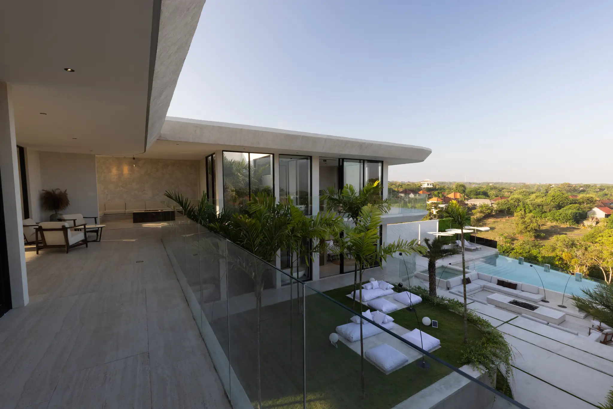 Villa 414m² in Indonesia, Bukit. Priced at 1800000$ rent photo-7