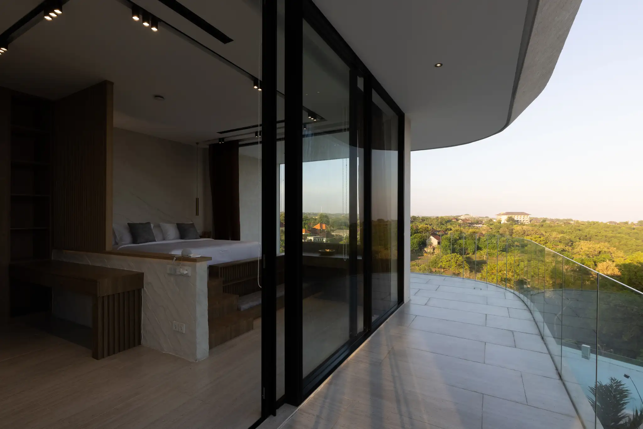 Villa 414m² in Indonesia, Bukit. Priced at 1800000$ rent photo-9