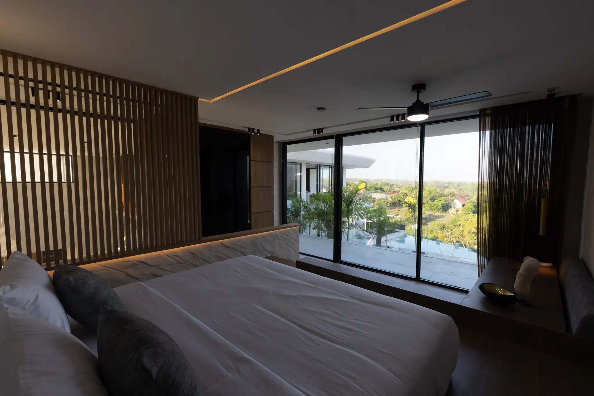 Villa 414m² in Indonesia, Bukit. Priced at 1800000$ rent photo-21