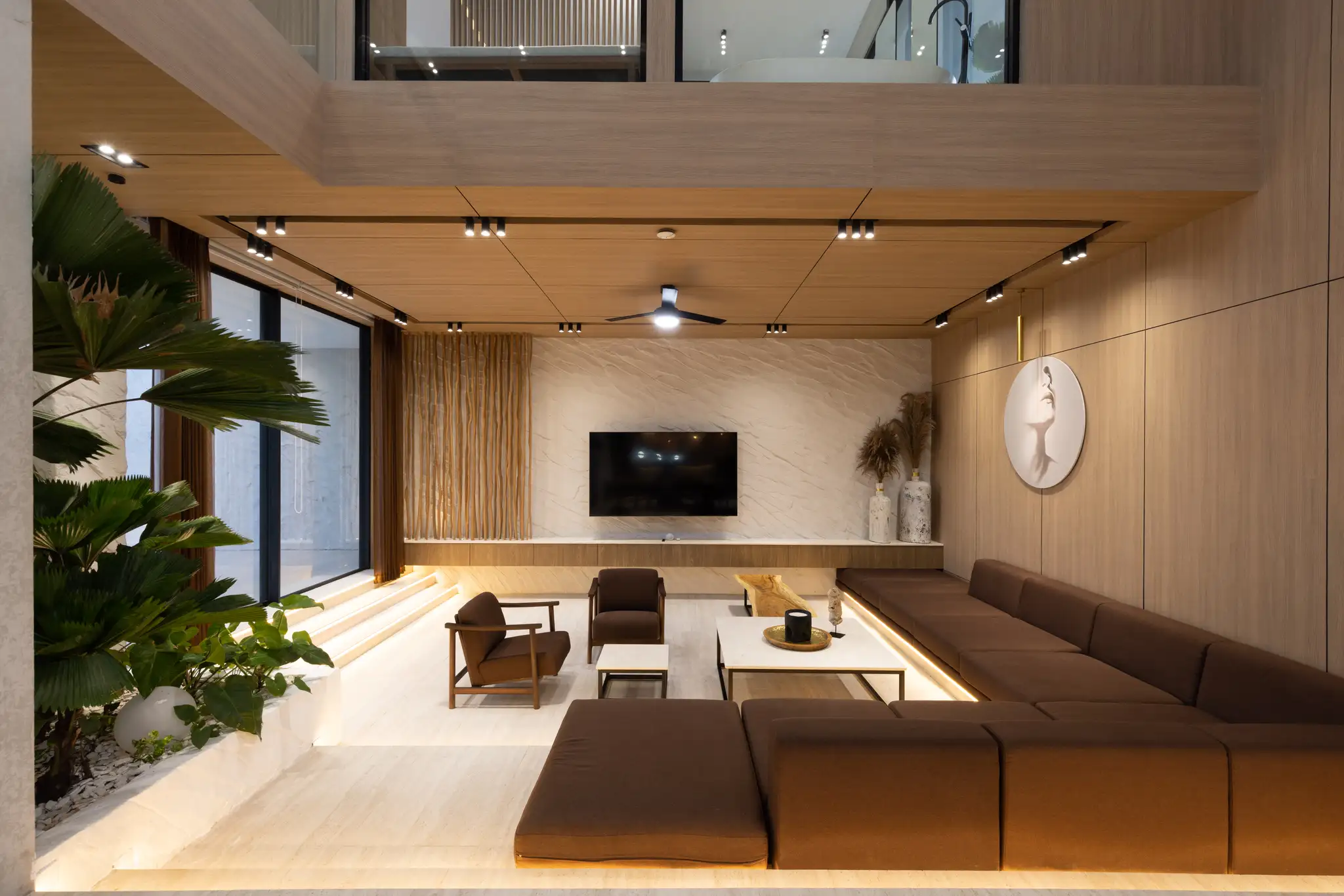 Villa 414m² in Indonesia, Bukit. Priced at 1800000$ rent photo-25