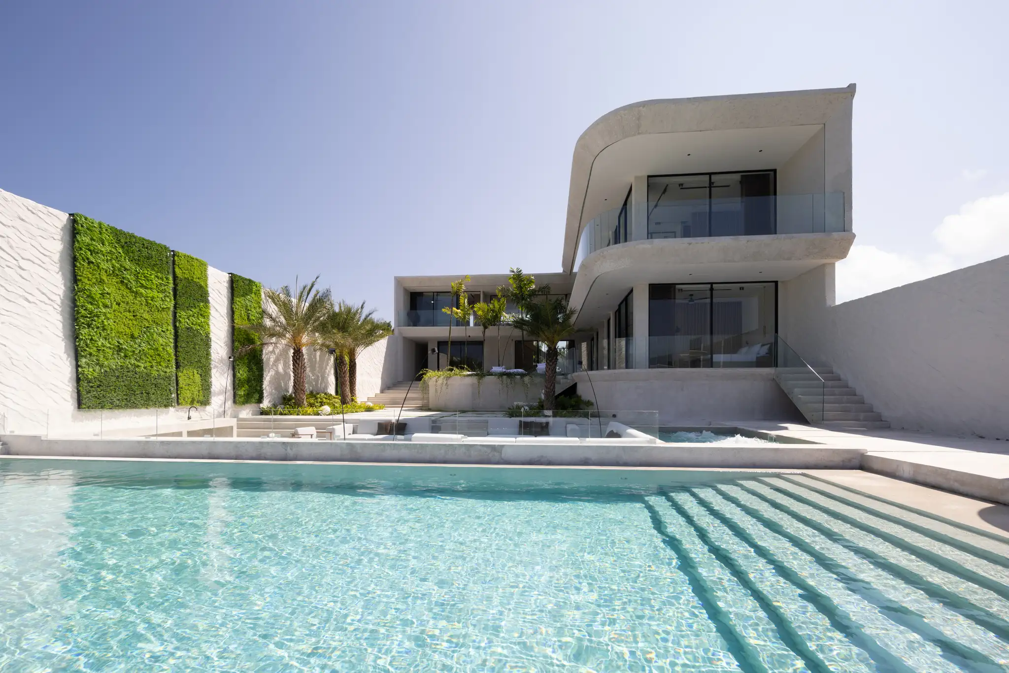 Villa 414m² in Indonesia, Bukit. Priced at 1800000$ rent photo-29