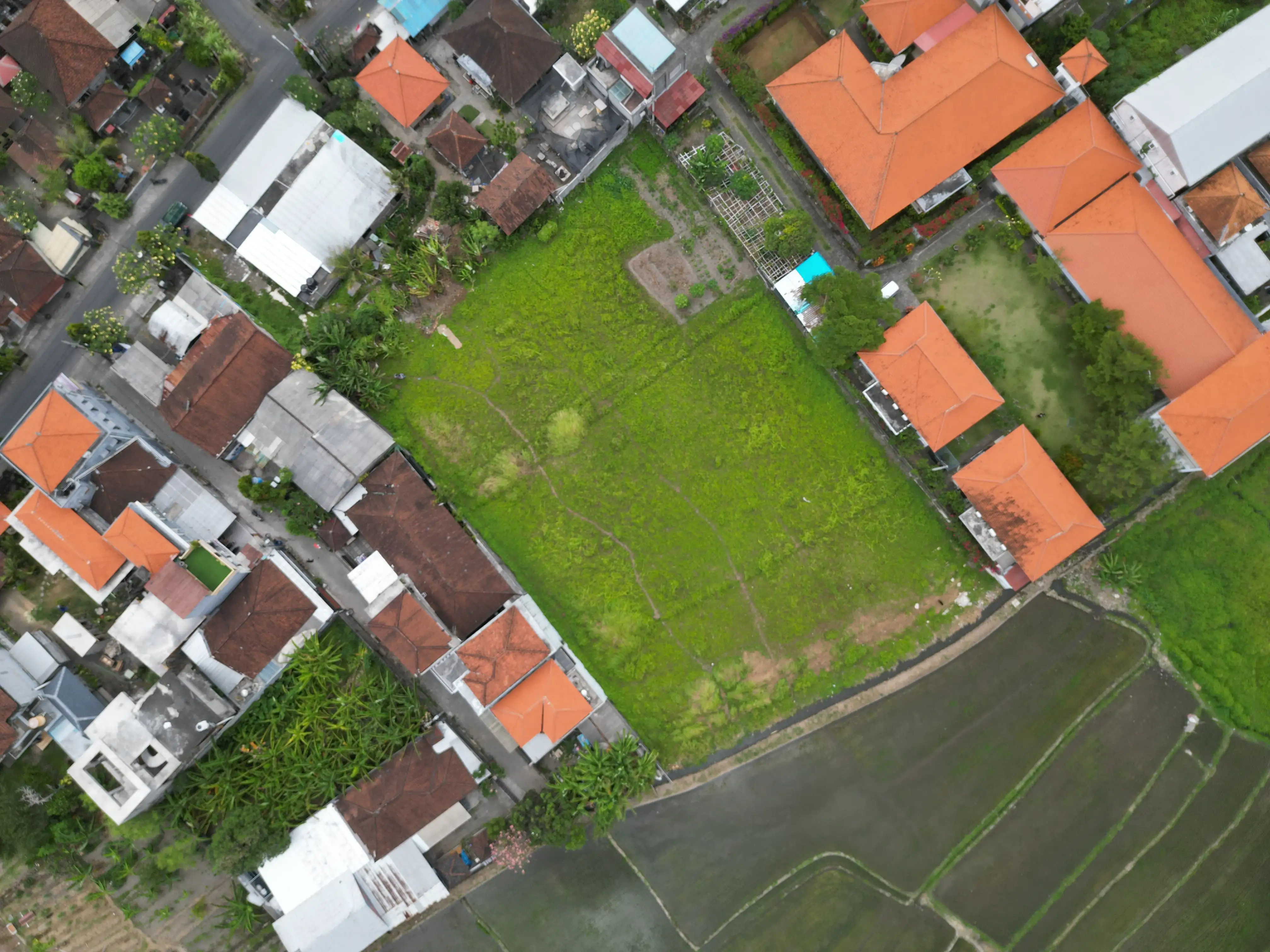 Land 0m² in Indonesia, Canggu. Priced at 294682$ rent photo-2