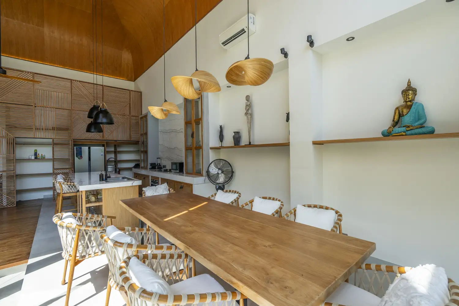 Villa 490m² in Indonesia, Canggu. Priced at 830882$ rent photo-23