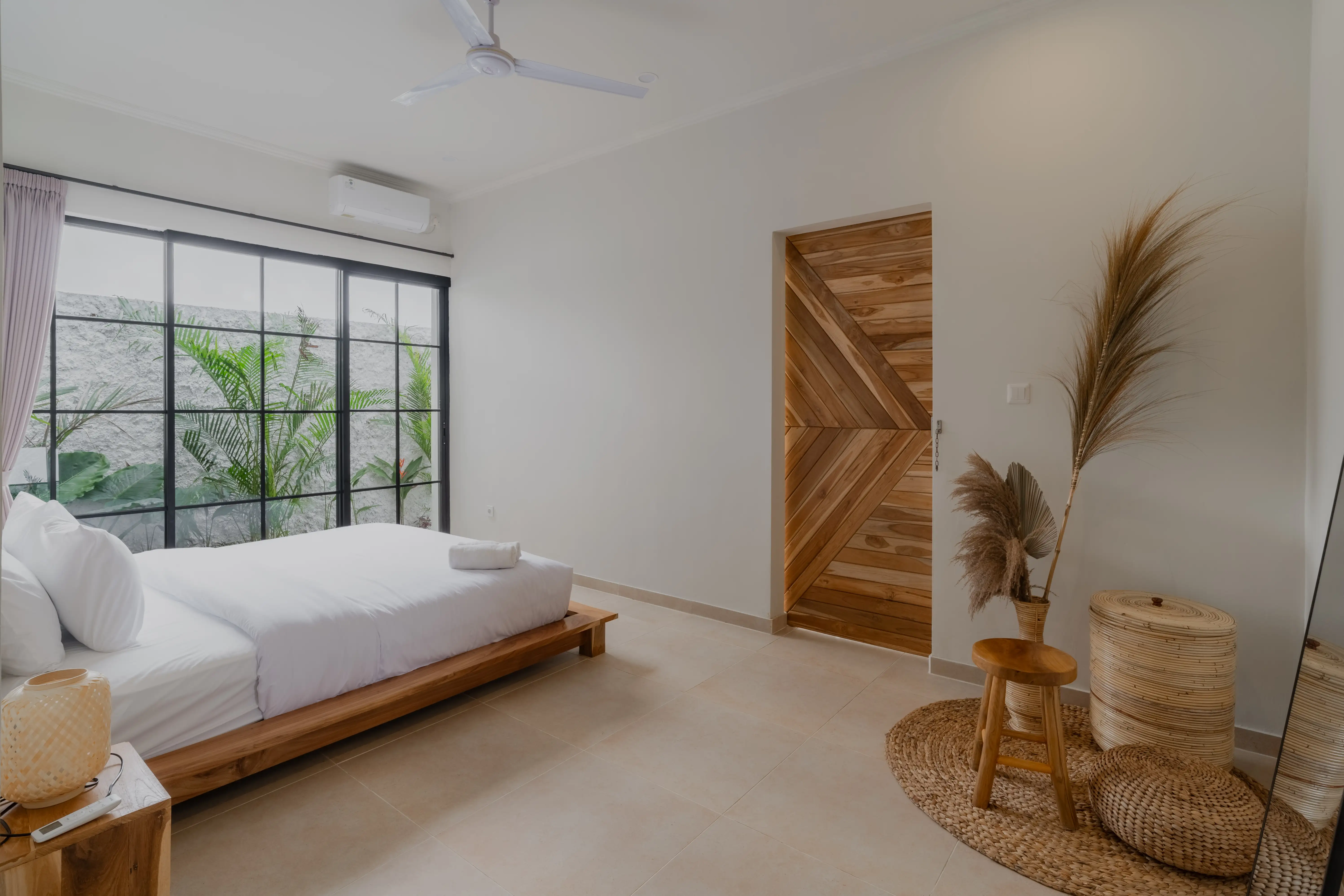 Villa 92m² in Indonesia, Bukit. Priced at 170000$ rent photo-3
