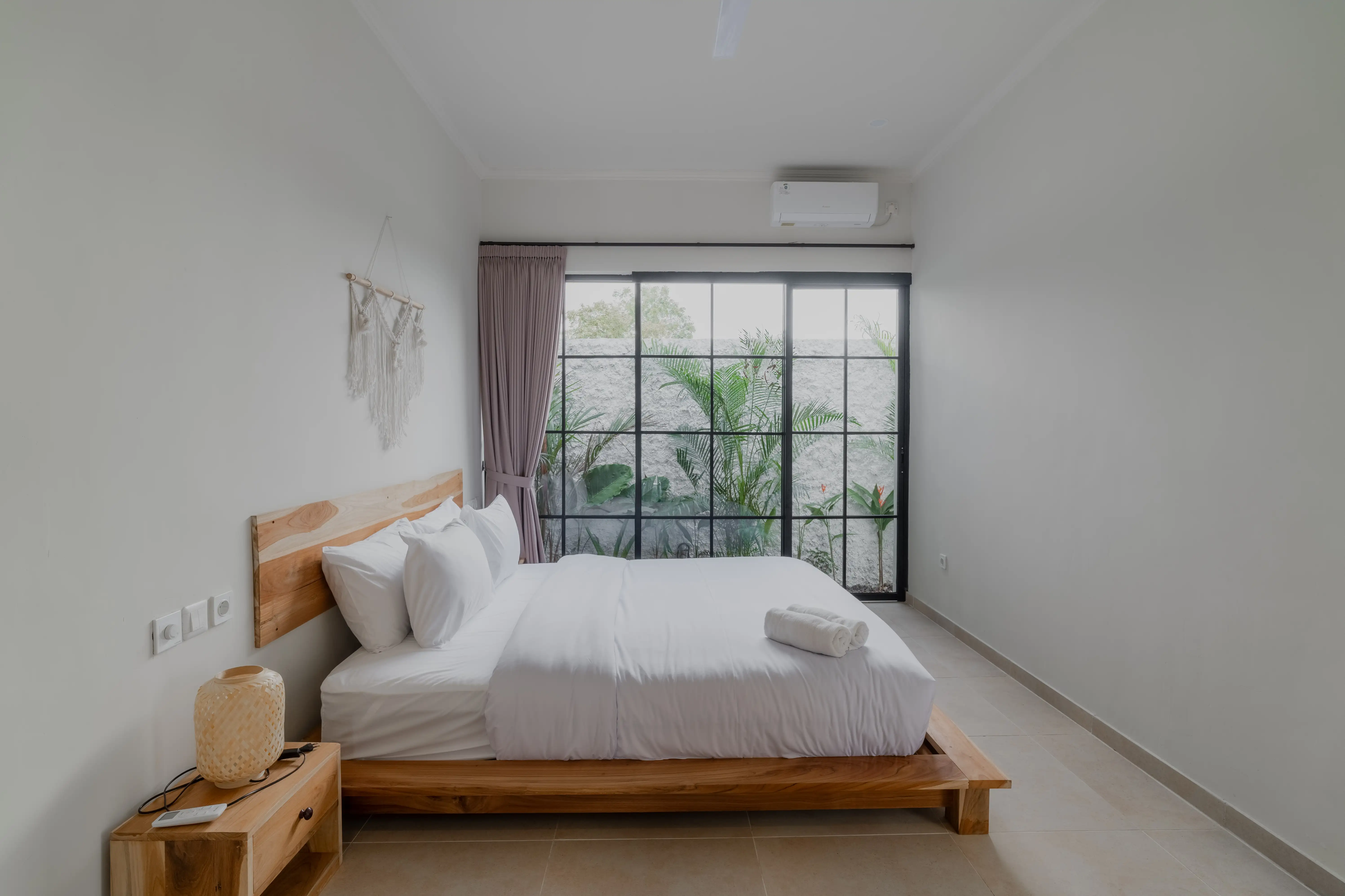 Villa 92m² in Indonesia, Bukit. Priced at 170000$ rent photo-16