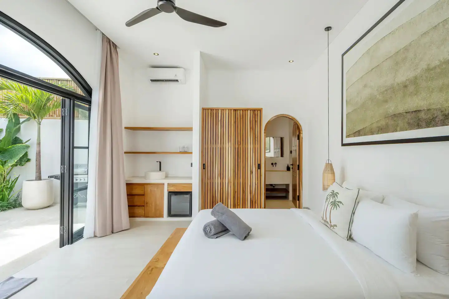 Villa 142m² in Indonesia, Bukit. Priced at 499000$ rent photo-7