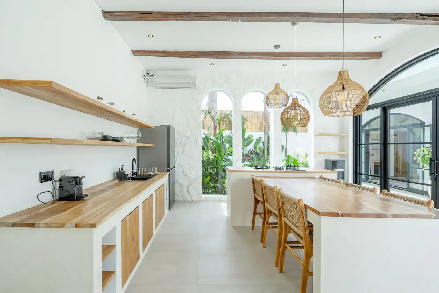 Villa 142m² in Indonesia, Bukit. Priced at 499000$ rent photo-9