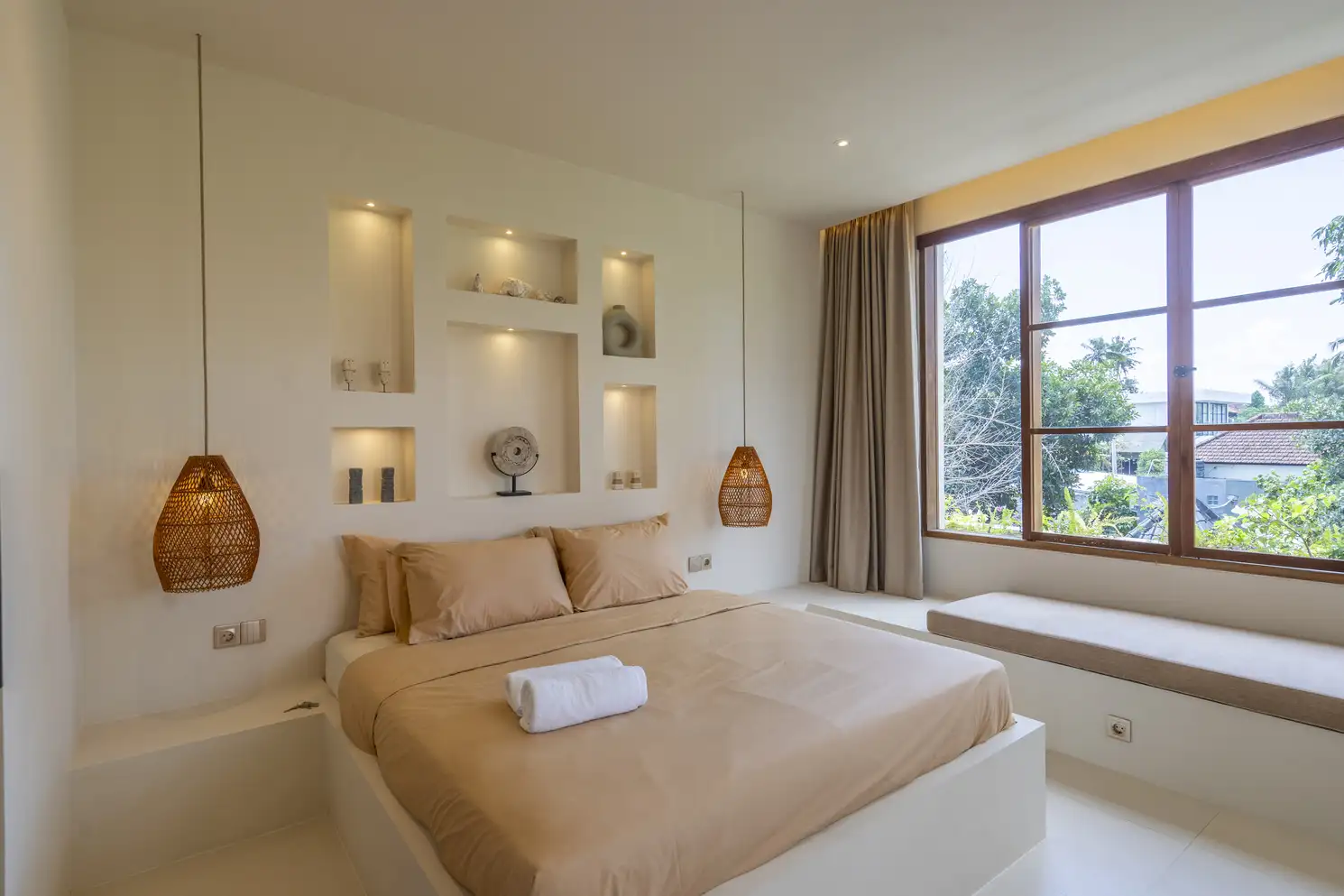 Villa 180m² in Indonesia, Canggu. Priced at 210000$ rent photo-14
