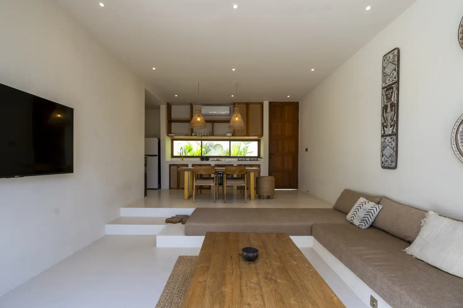Villa 180m² in Indonesia, Canggu. Priced at 210000$ rent photo-17