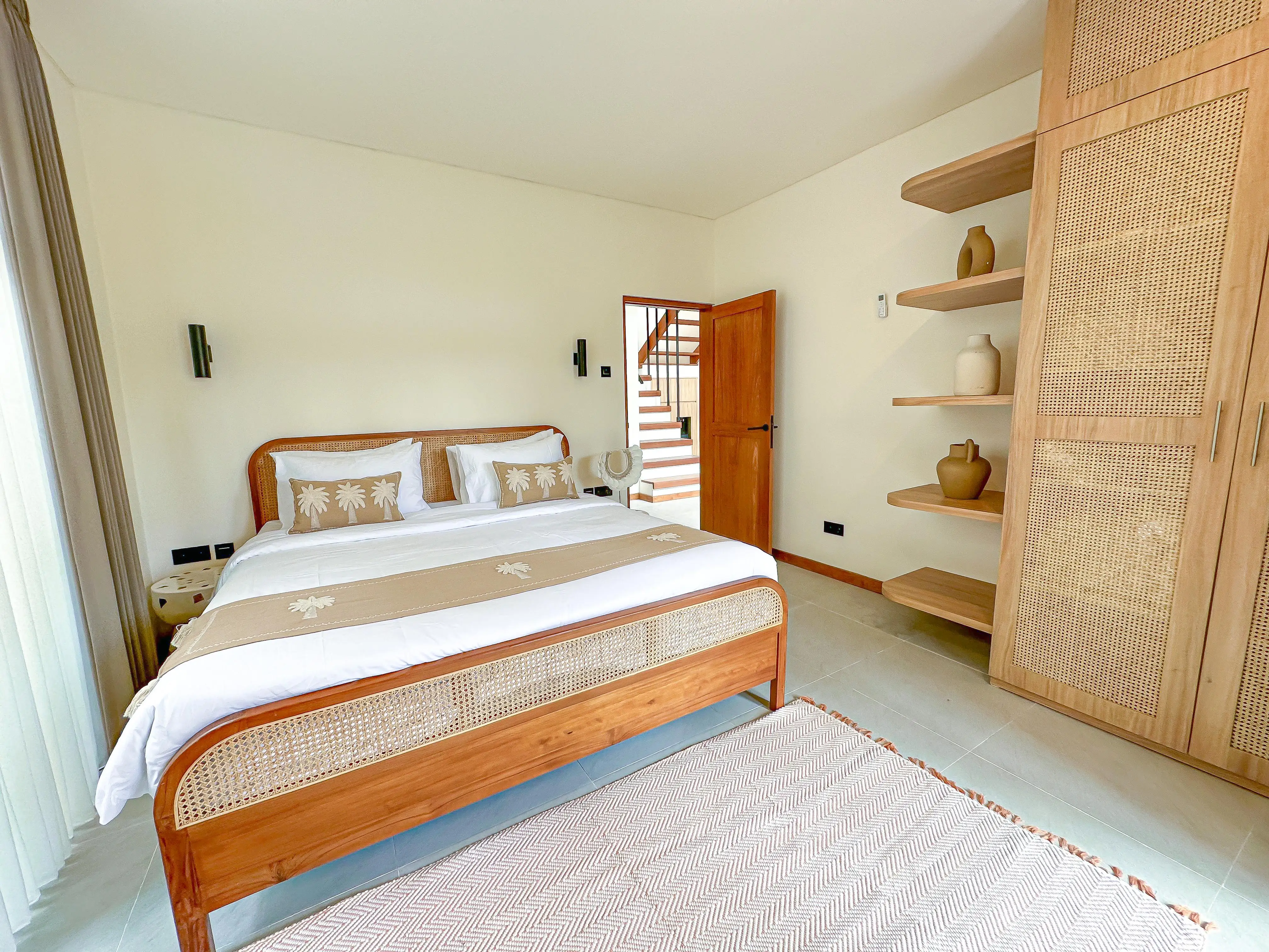 Villa 200m² in Indonesia, Canggu. Priced at 271418$ rent photo-8