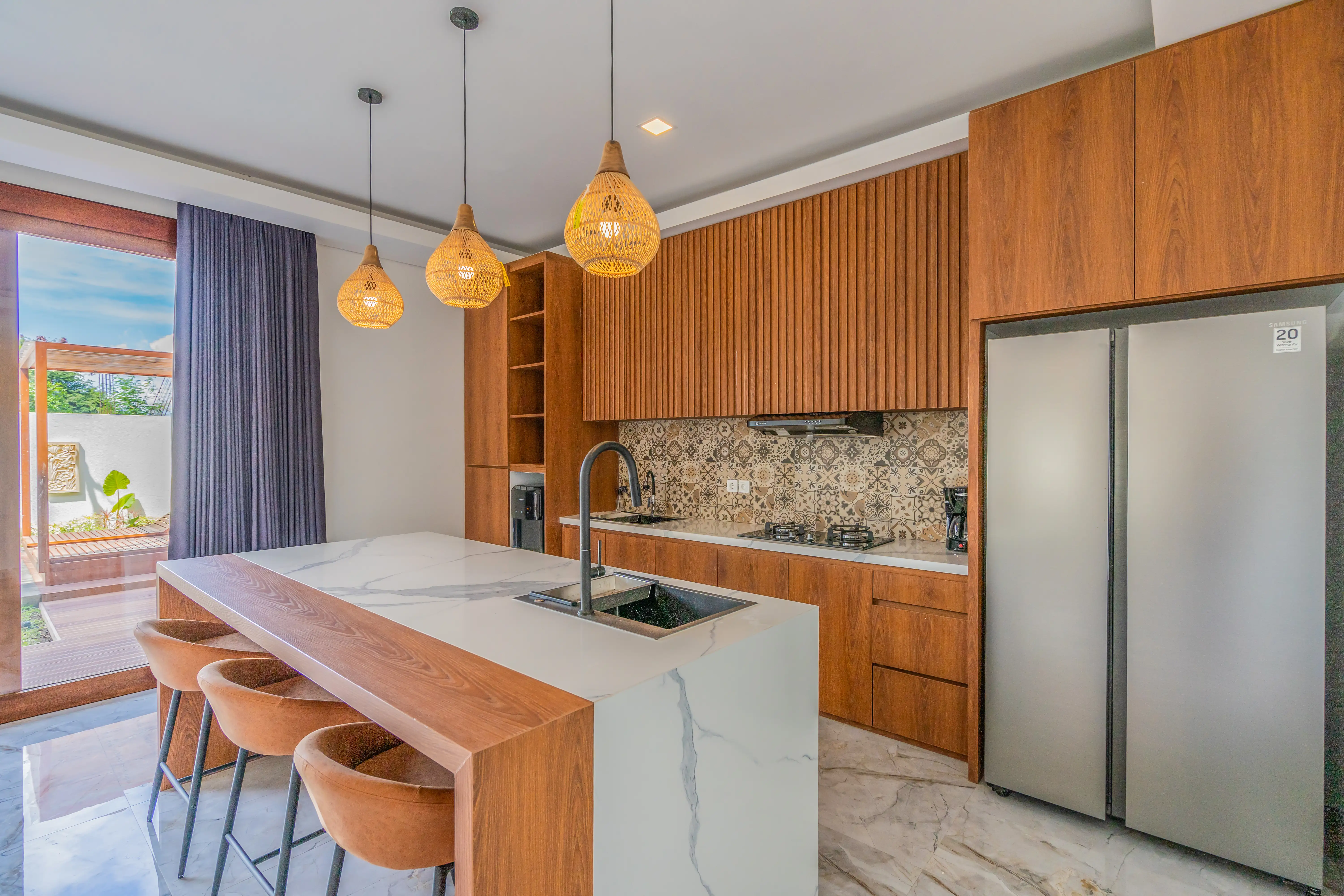 Villa 566m² in Indonesia, Bukit. Priced at 484383$ rent photo-4