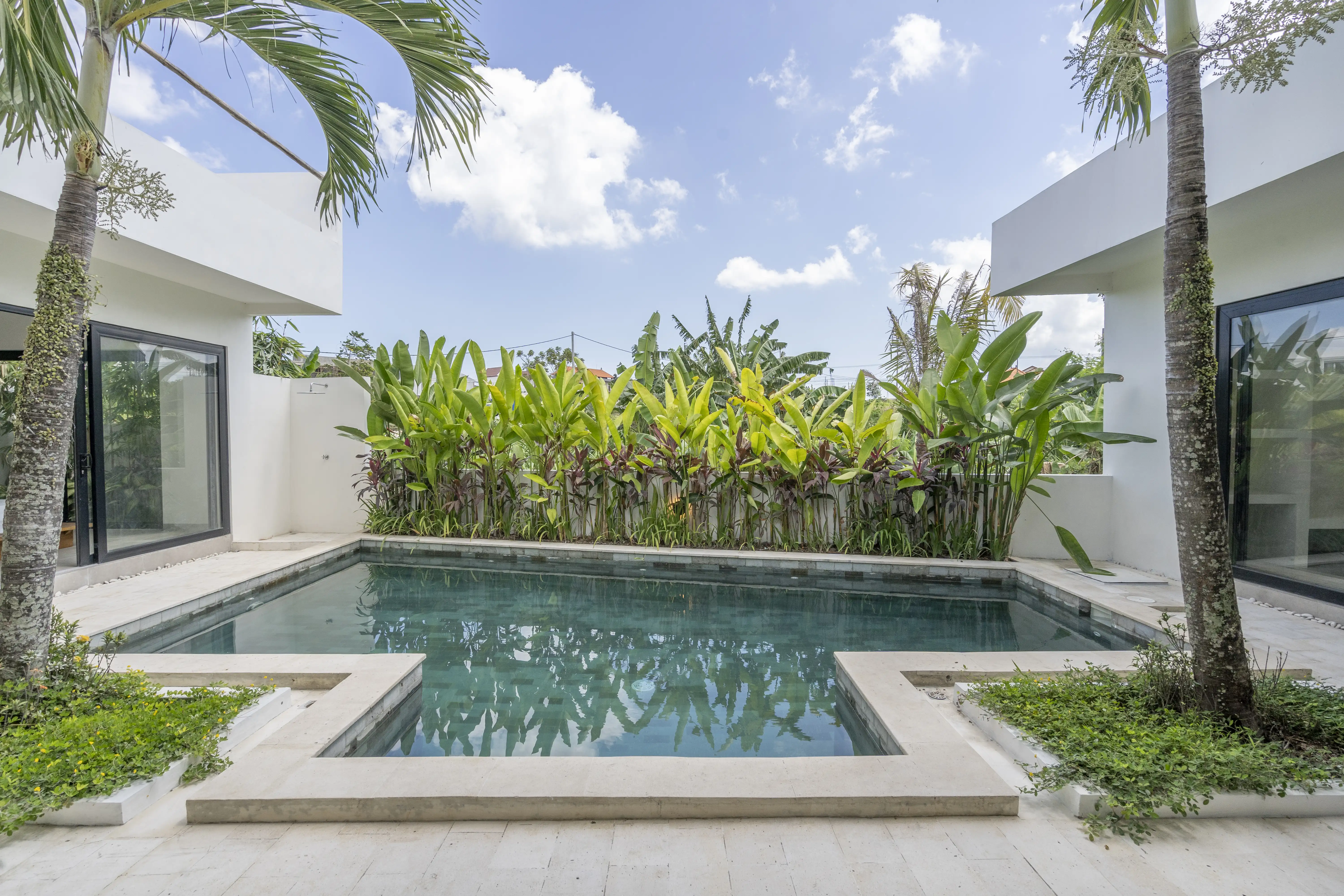 Villa 185m² in Indonesia, Canggu. Priced at 250000$ rent photo-1