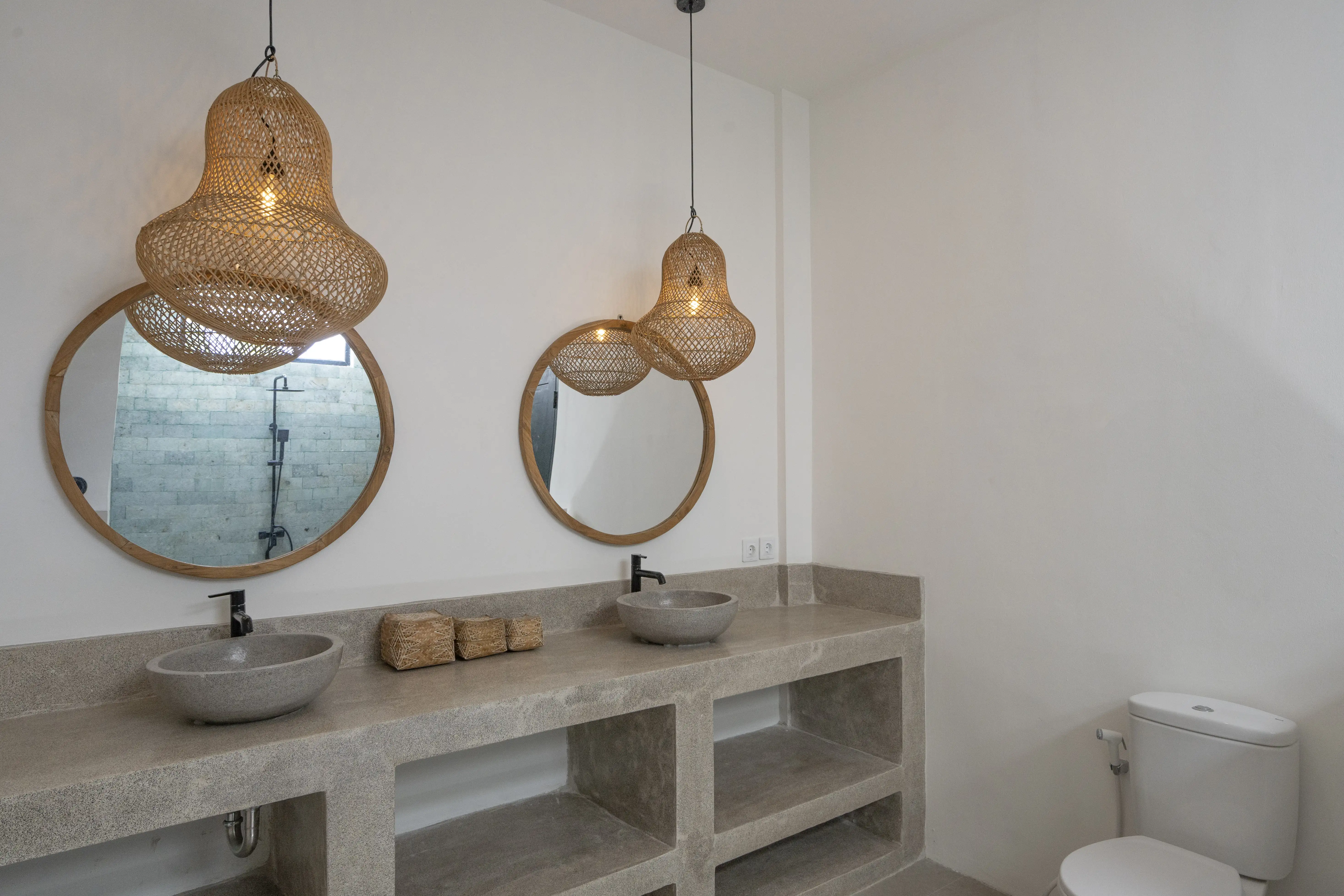 Villa 185m² in Indonesia, Canggu. Priced at 250000$ rent photo-9