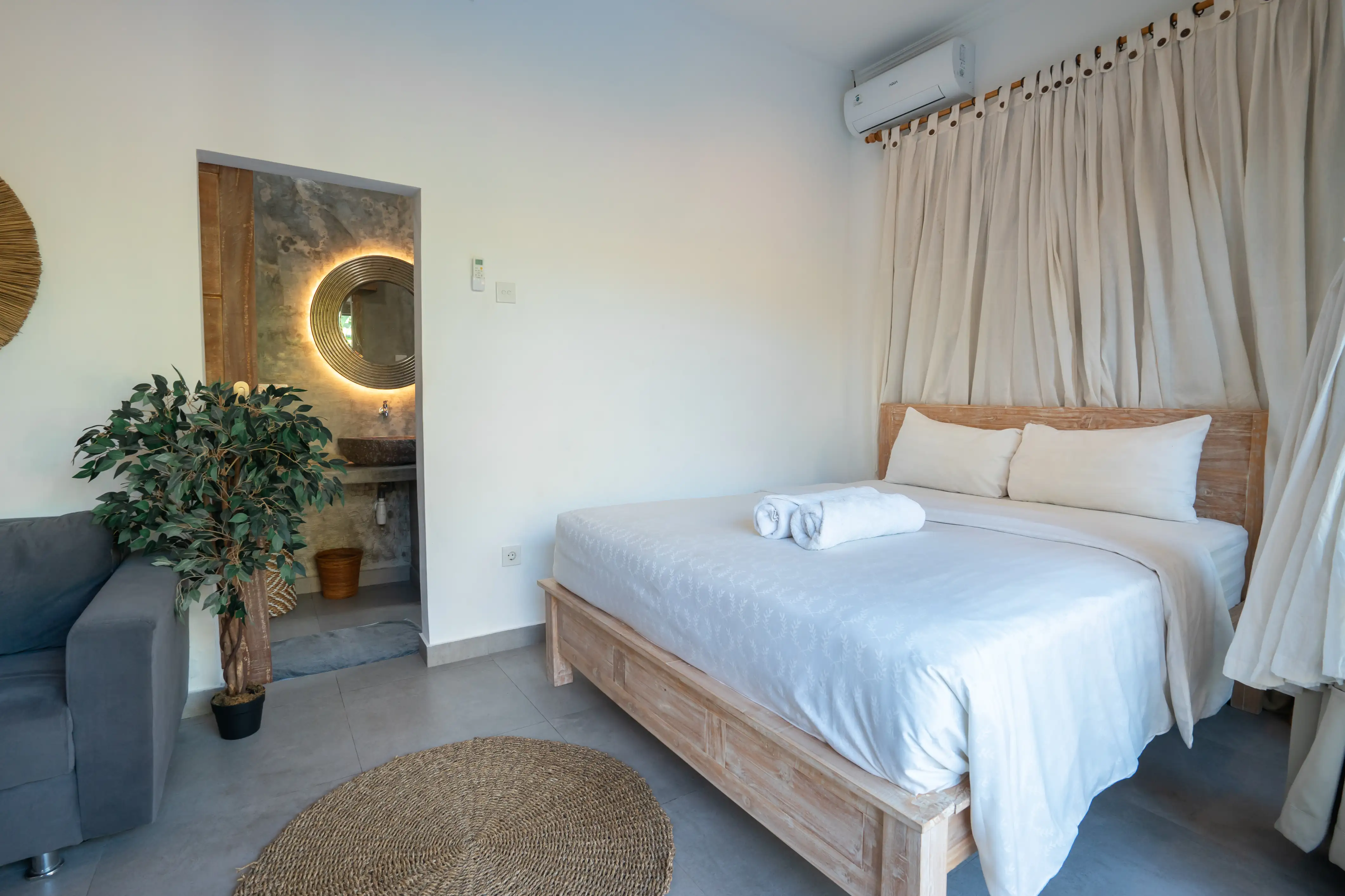 Villa 230m² in Indonesia, Canggu. Priced at 320000$ rent photo-29