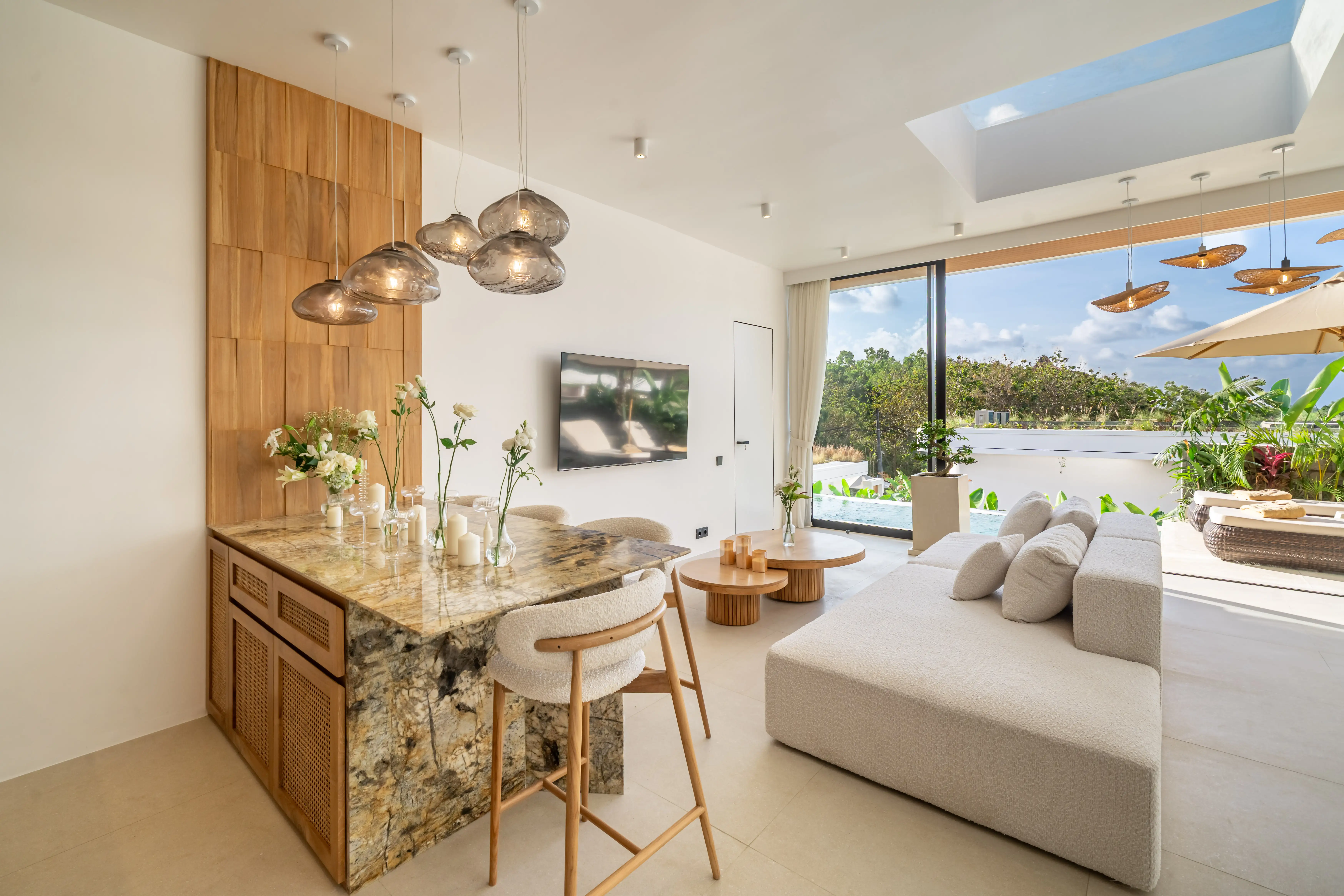 Villa 110m² in Indonesia, Bukit. Priced at 300000$ rent photo-19