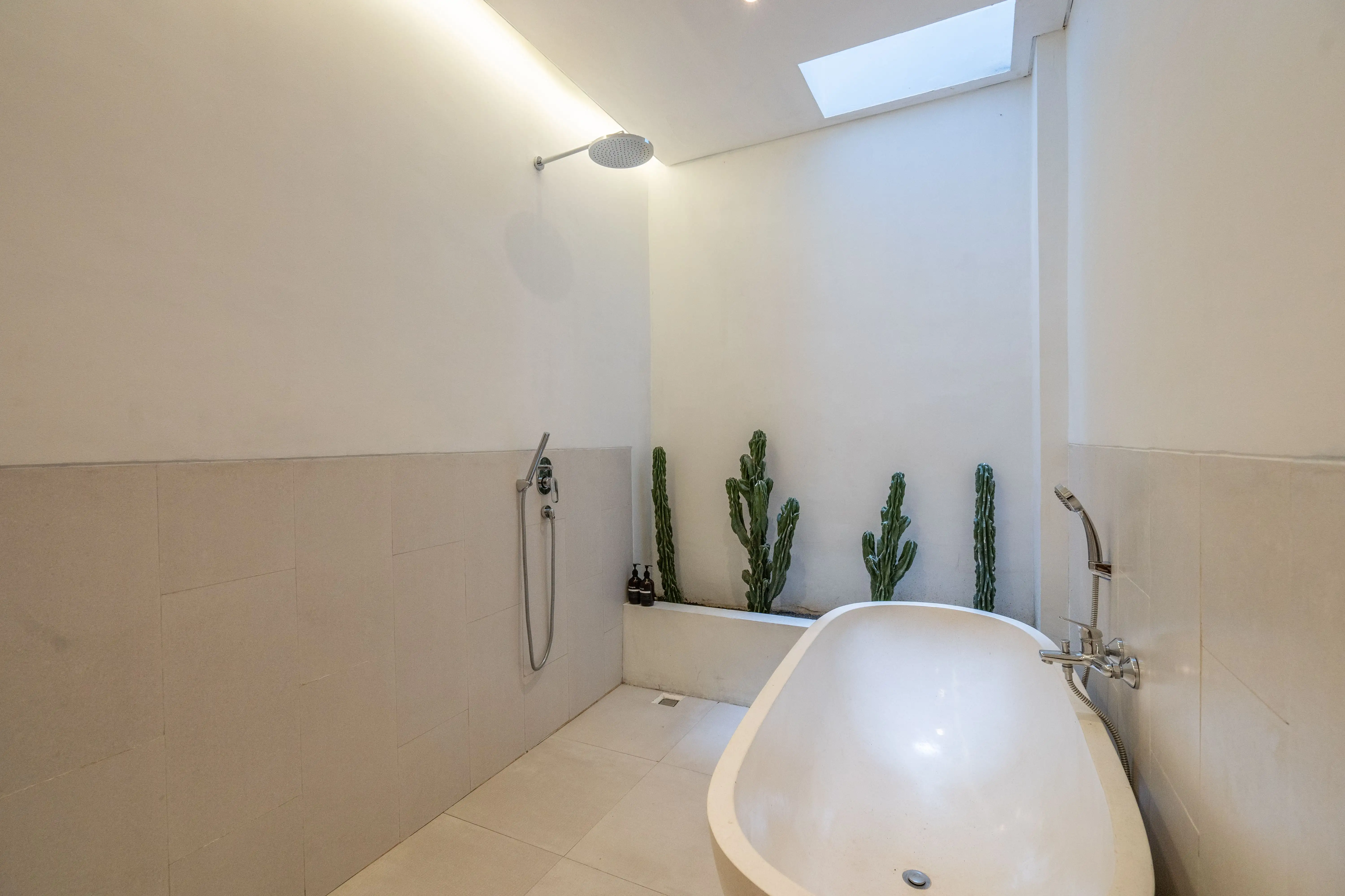 Villa 143m² in Indonesia, Canggu. Priced at 234000$ rent photo-6
