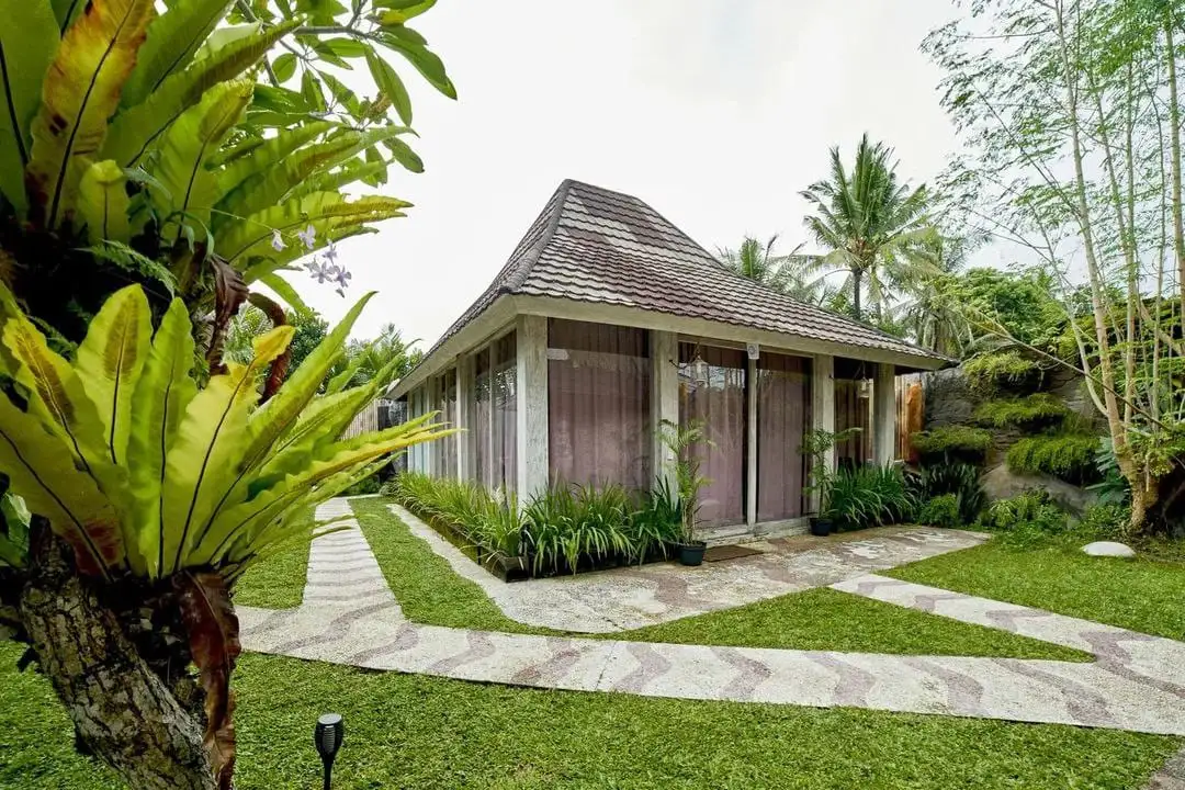 Villa 360m² in Indonesia, Ubud. Priced at 280600$ rent photo-3