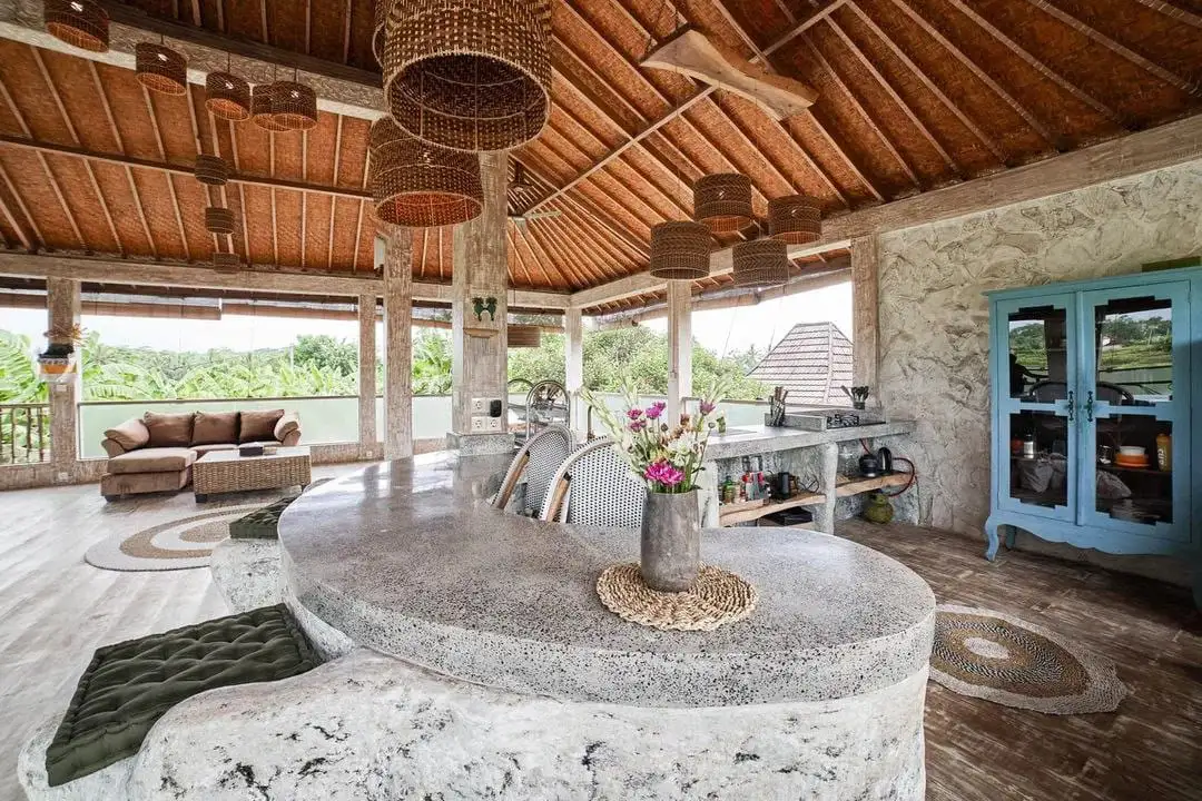 Villa 360m² in Indonesia, Ubud. Priced at 280600$ rent photo-9