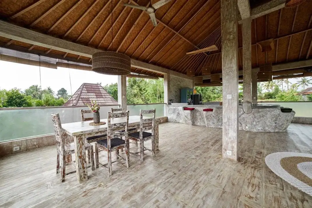Villa 360m² in Indonesia, Ubud. Priced at 280600$ rent photo-11