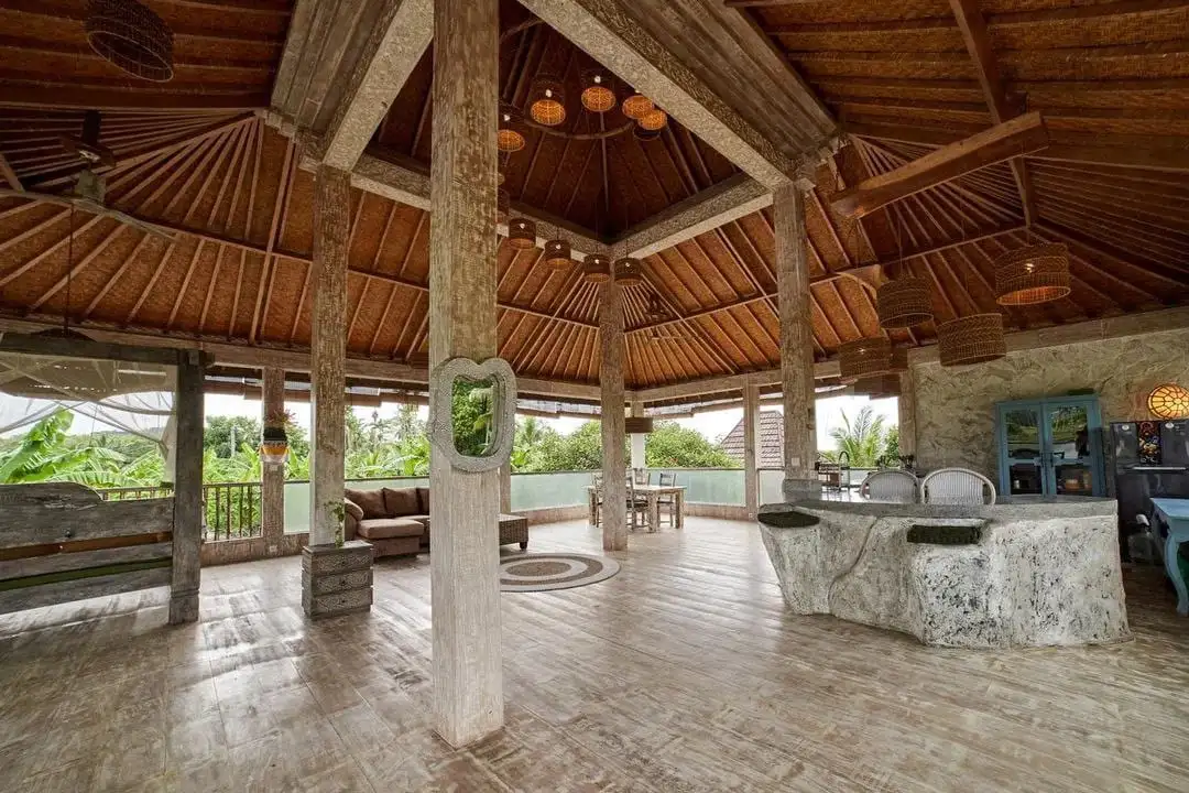 Villa 360m² in Indonesia, Ubud. Priced at 280600$ rent photo-12