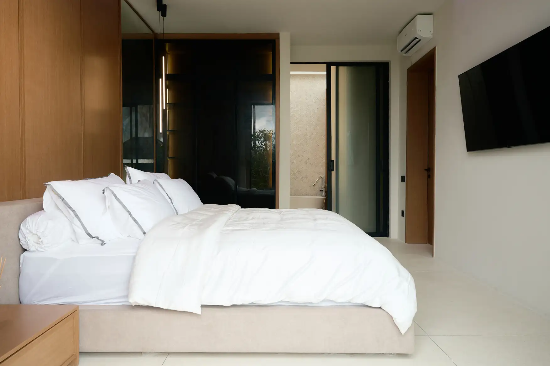 Villa 145m² in Indonesia, Canggu. Priced at 330000$ rent photo-19