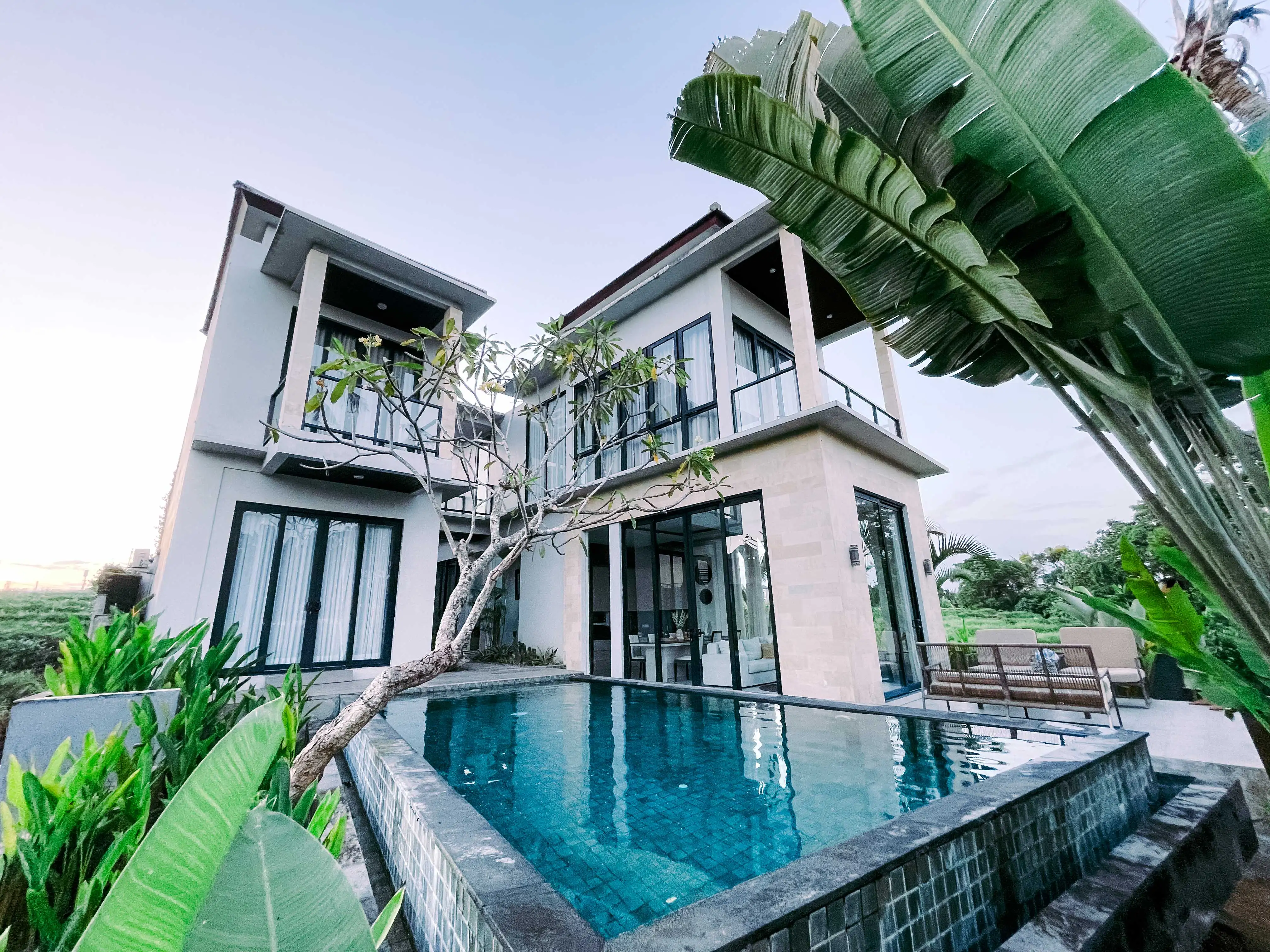 Villa 240m² in Indonesia, Canggu. Priced at 30590$ rent photo-2