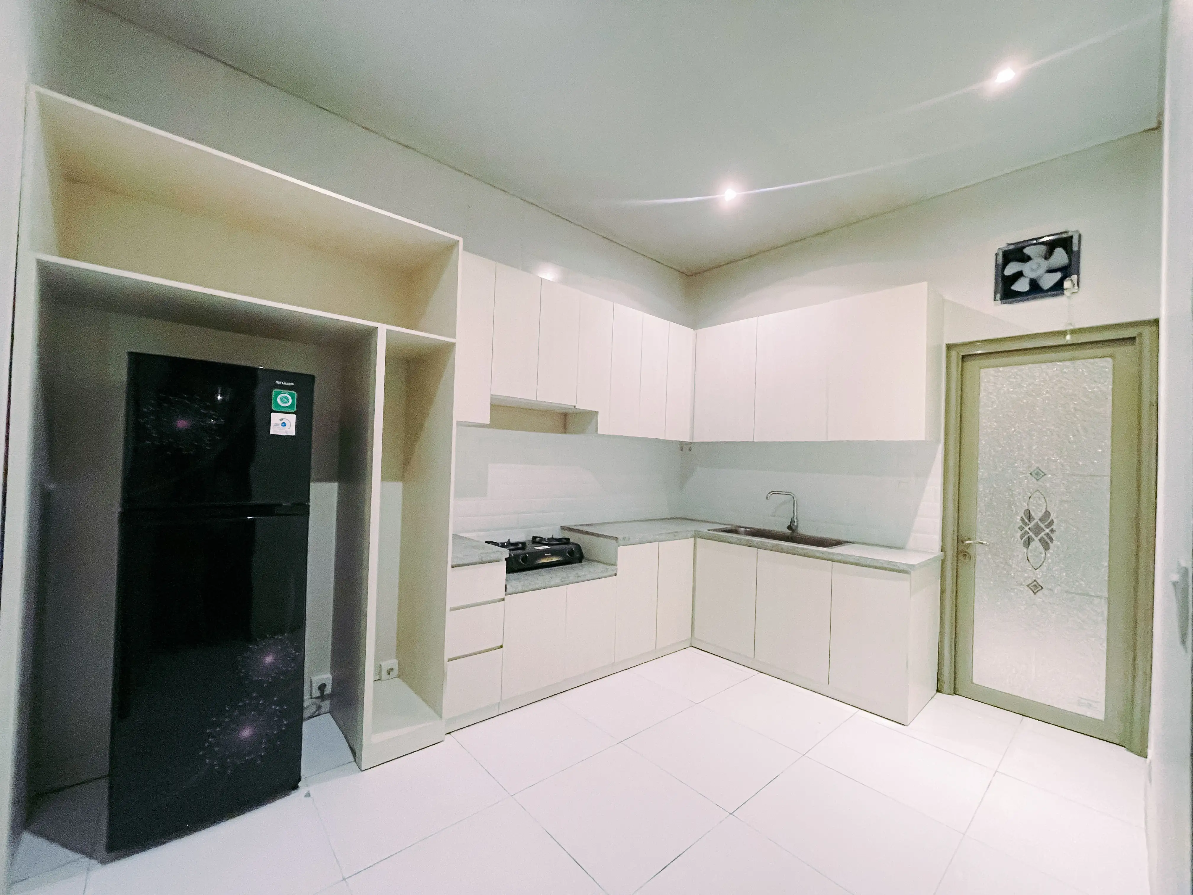 Villa 240m² in Indonesia, Canggu. Priced at 30590$ rent photo-22
