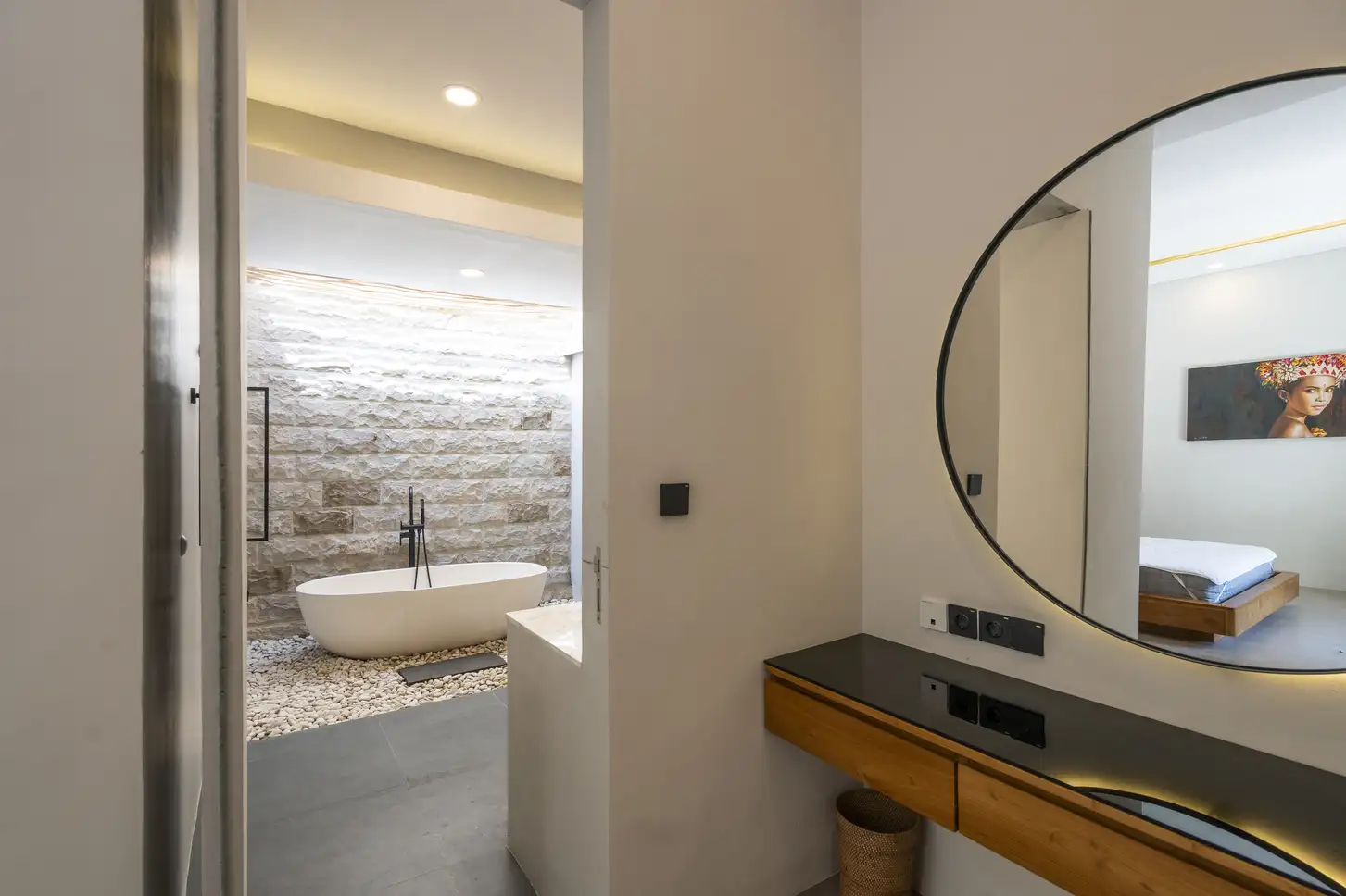 Villa 320m² in Indonesia, Canggu. Priced at 450000$ rent photo-4