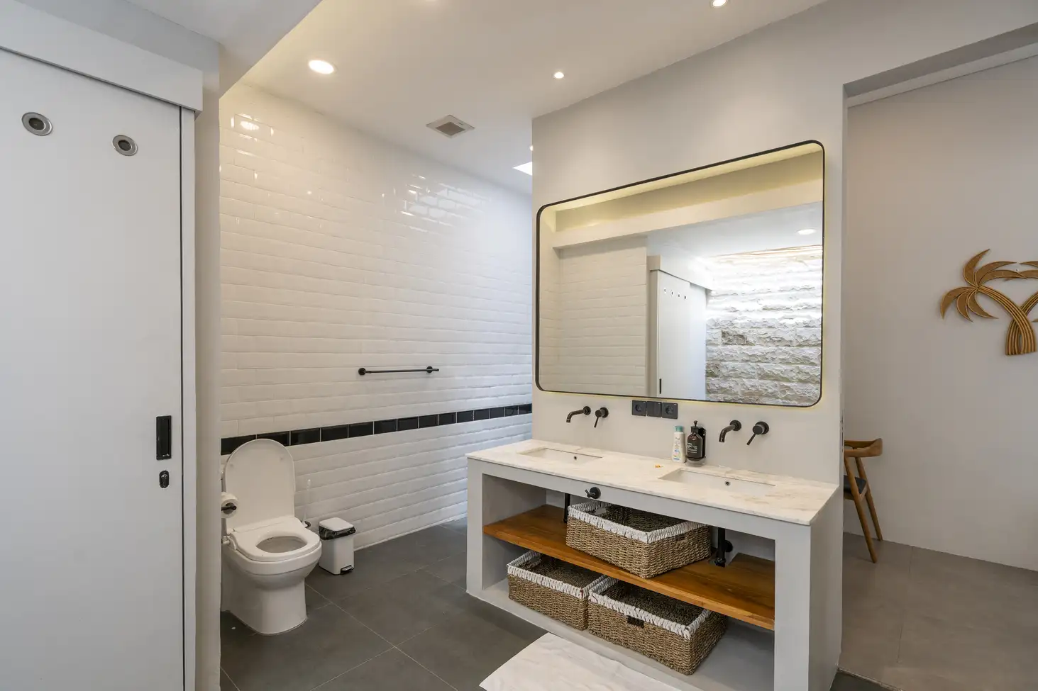 Villa 320m² in Indonesia, Canggu. Priced at 450000$ rent photo-6