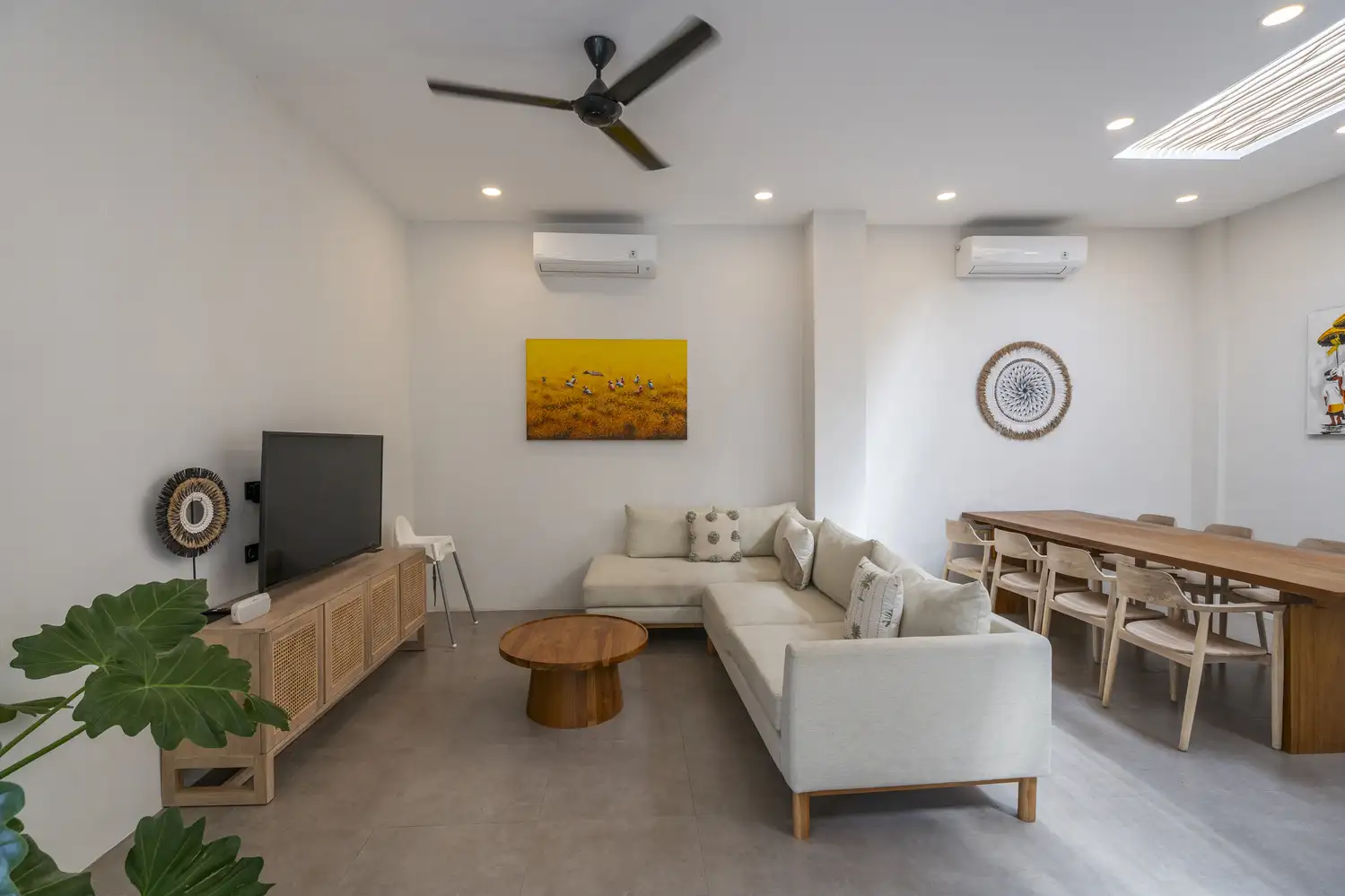 Villa 320m² in Indonesia, Canggu. Priced at 450000$ rent photo-22