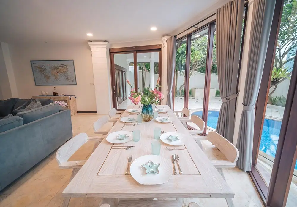 Villa 280m² in Indonesia, East-Bali. Priced at 350000$ rent photo-1