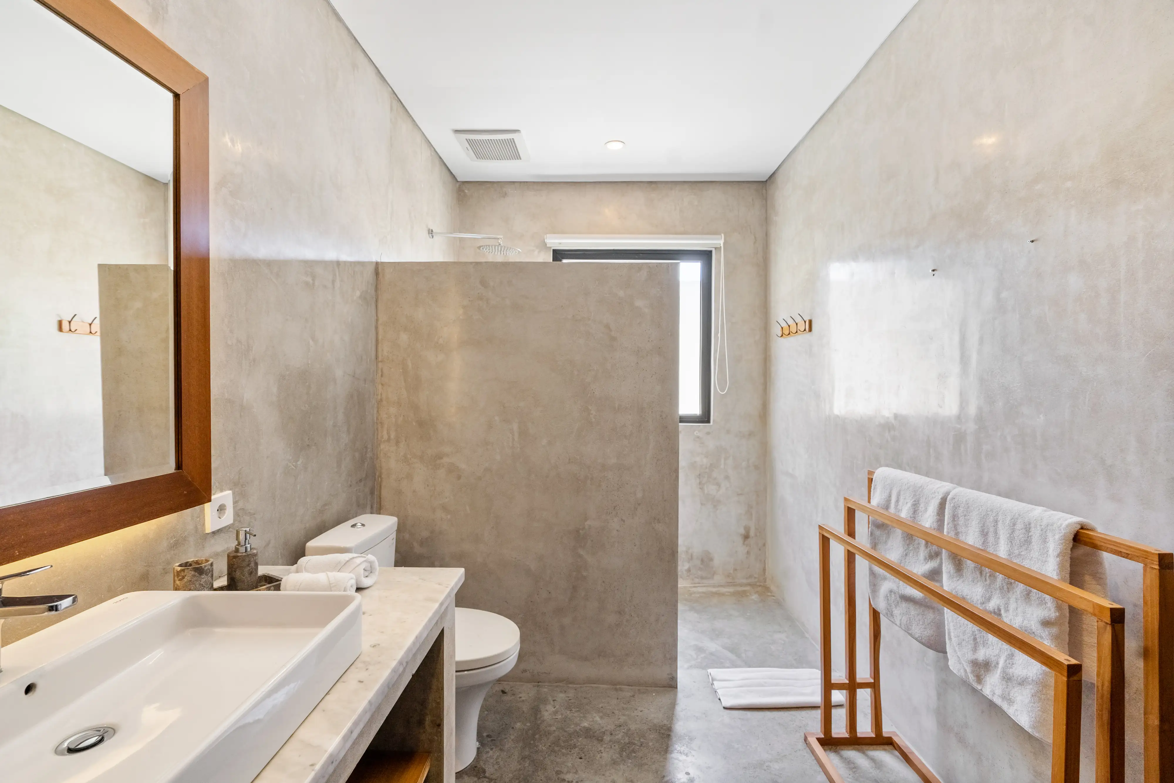 Villa 600m² in Indonesia, Canggu. Priced at 720000$ rent photo-12