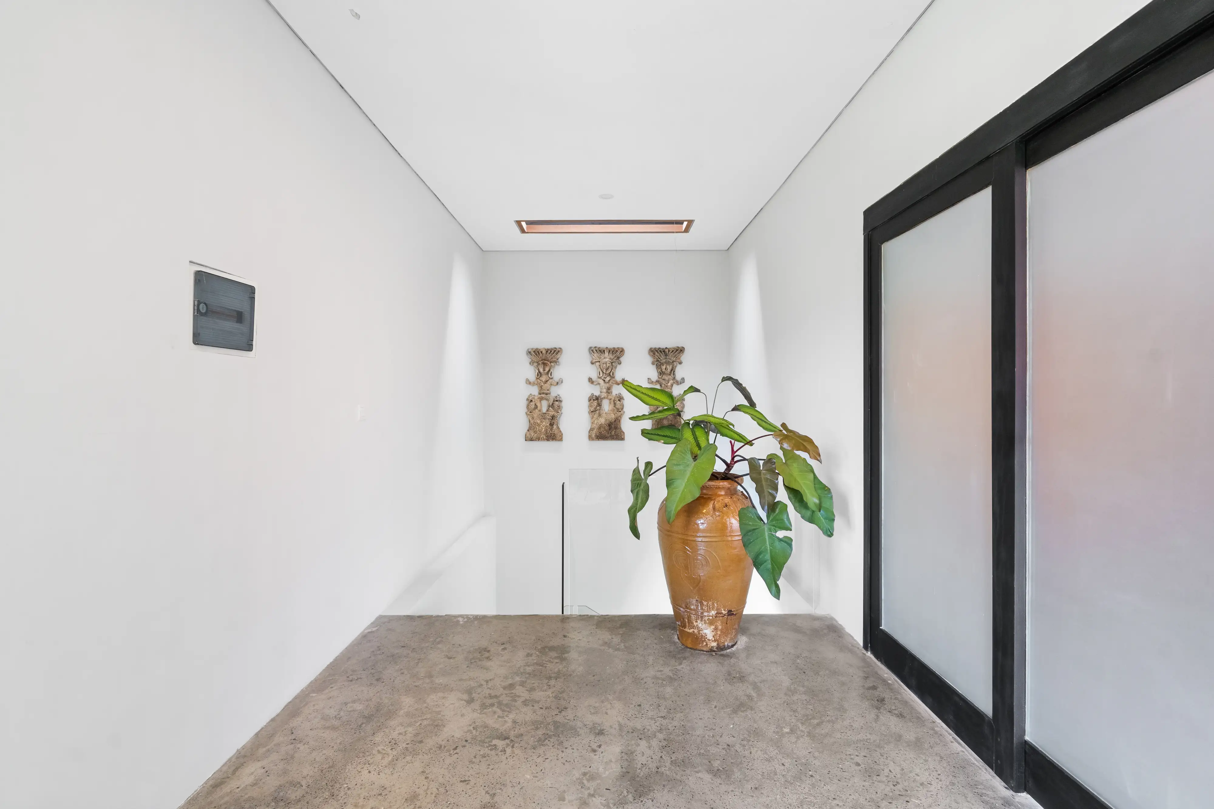 Villa 600m² in Indonesia, Canggu. Priced at 720000$ rent photo-26