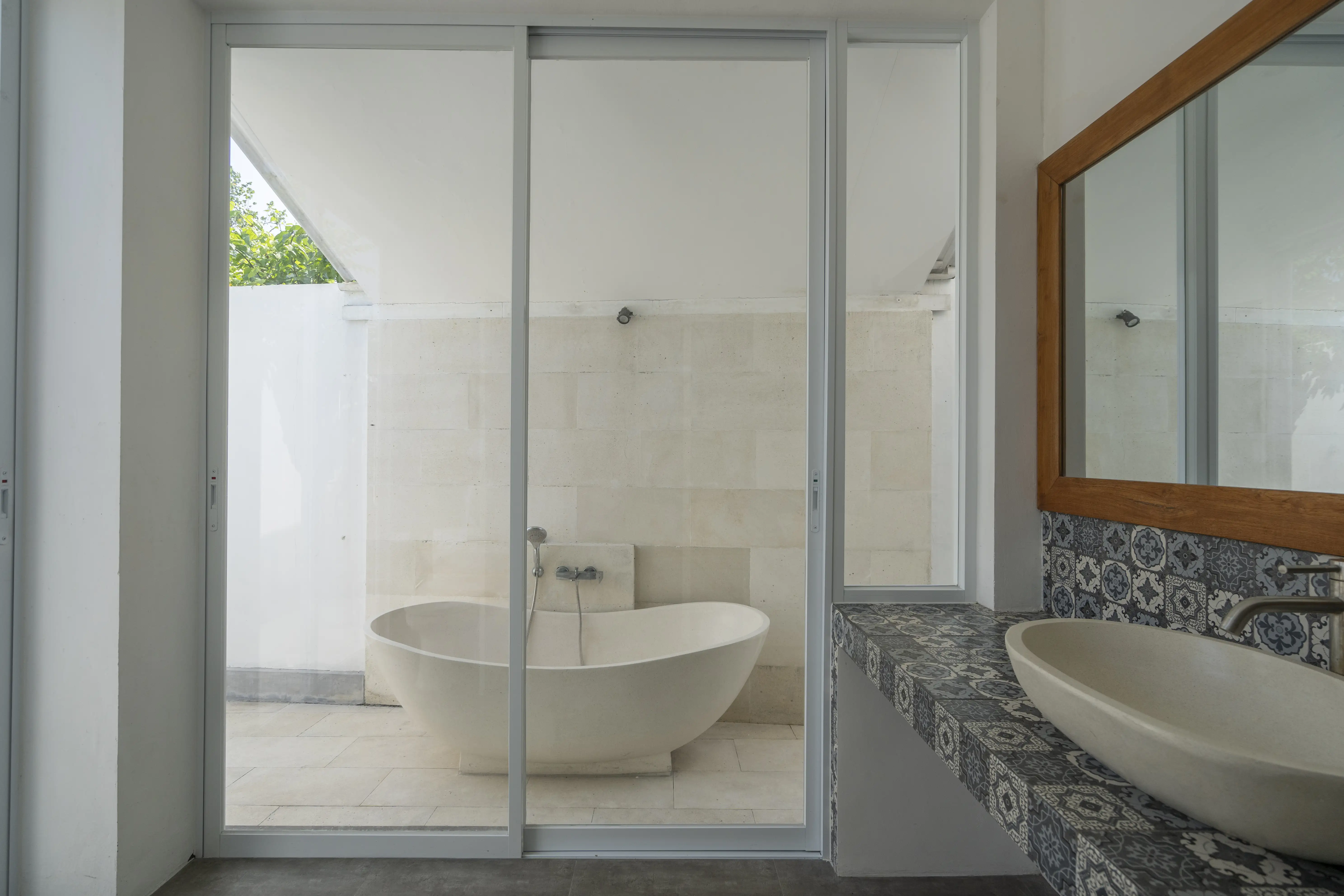 Villa 260m² in Indonesia, Kerobokan. Priced at 347108$ rent photo-5