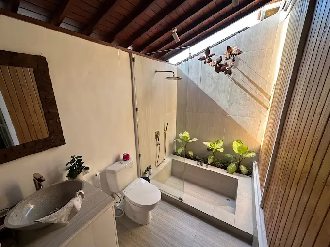 Other Properties 854m² in Indonesia, Ubud. Priced at 1480000$ rent photo-1
