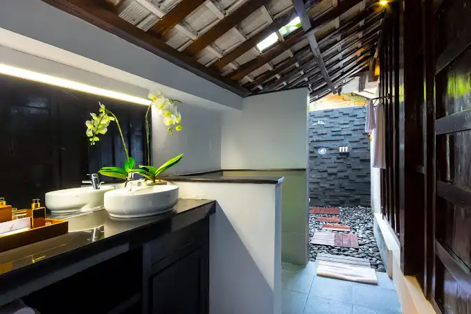 Other Properties 854m² in Indonesia, Ubud. Priced at 1480000$ rent photo-2