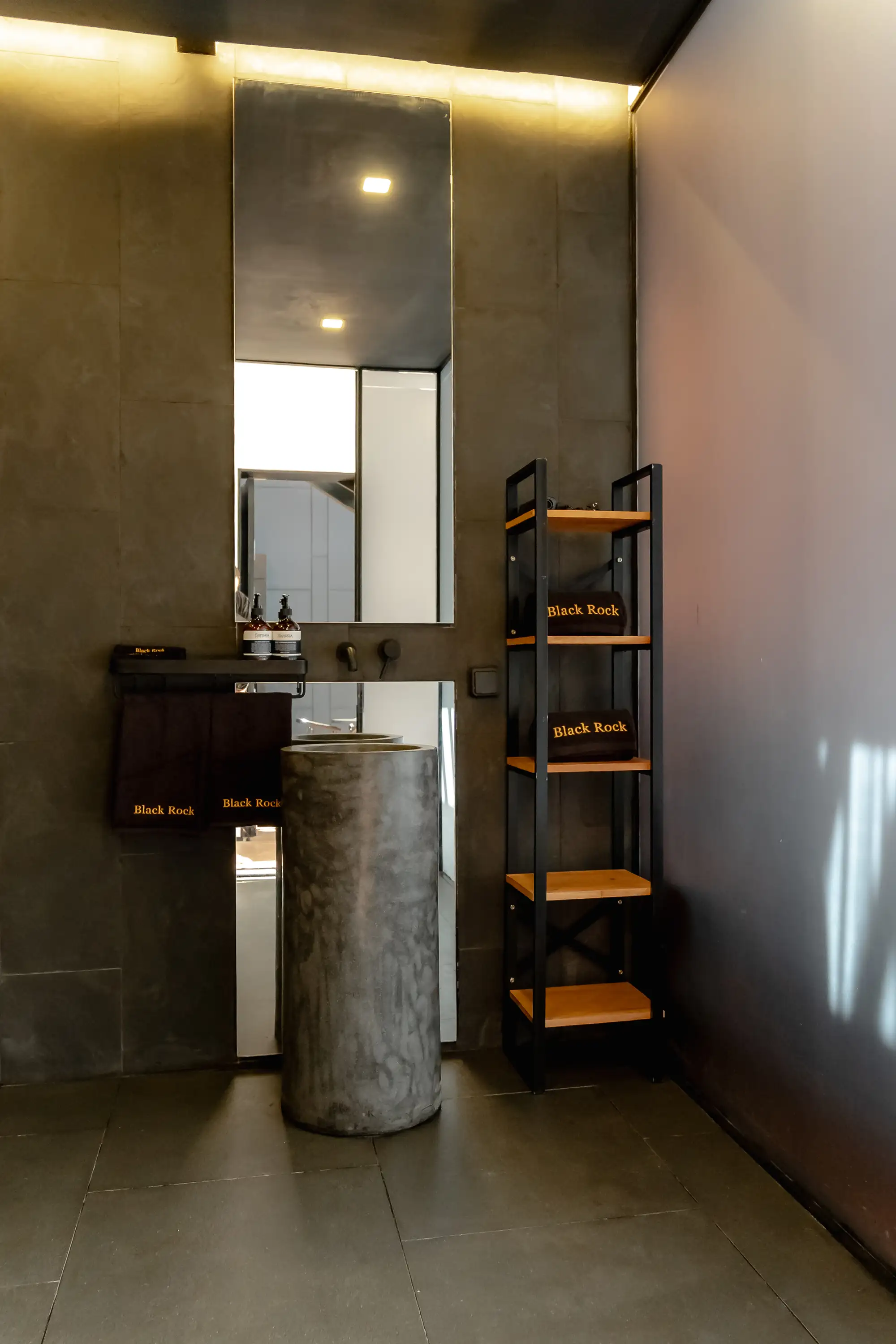 Villa 151m² in Indonesia, Bukit. Priced at 300000$ rent photo-14