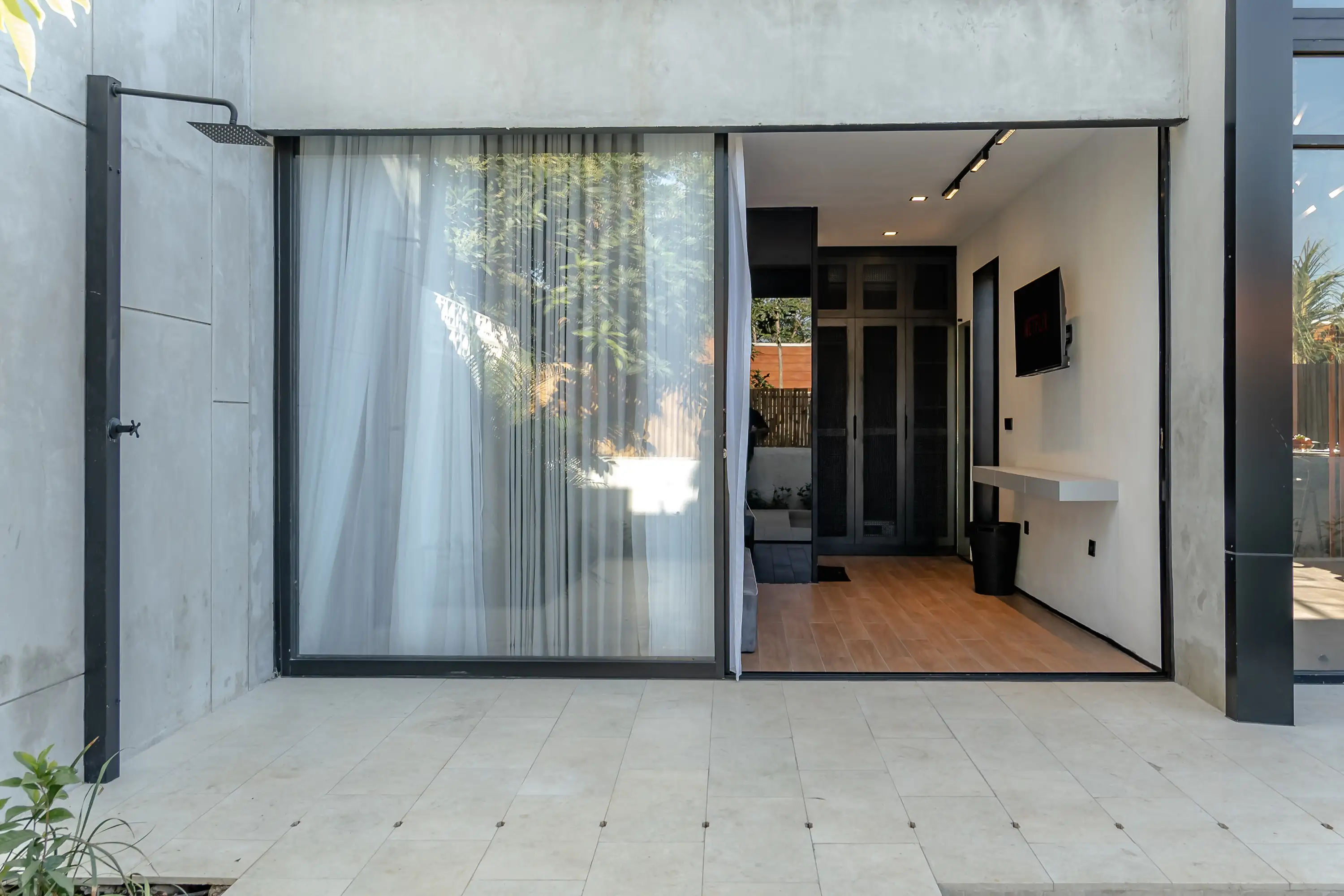 Villa 151m² in Indonesia, Bukit. Priced at 300000$ rent photo-17