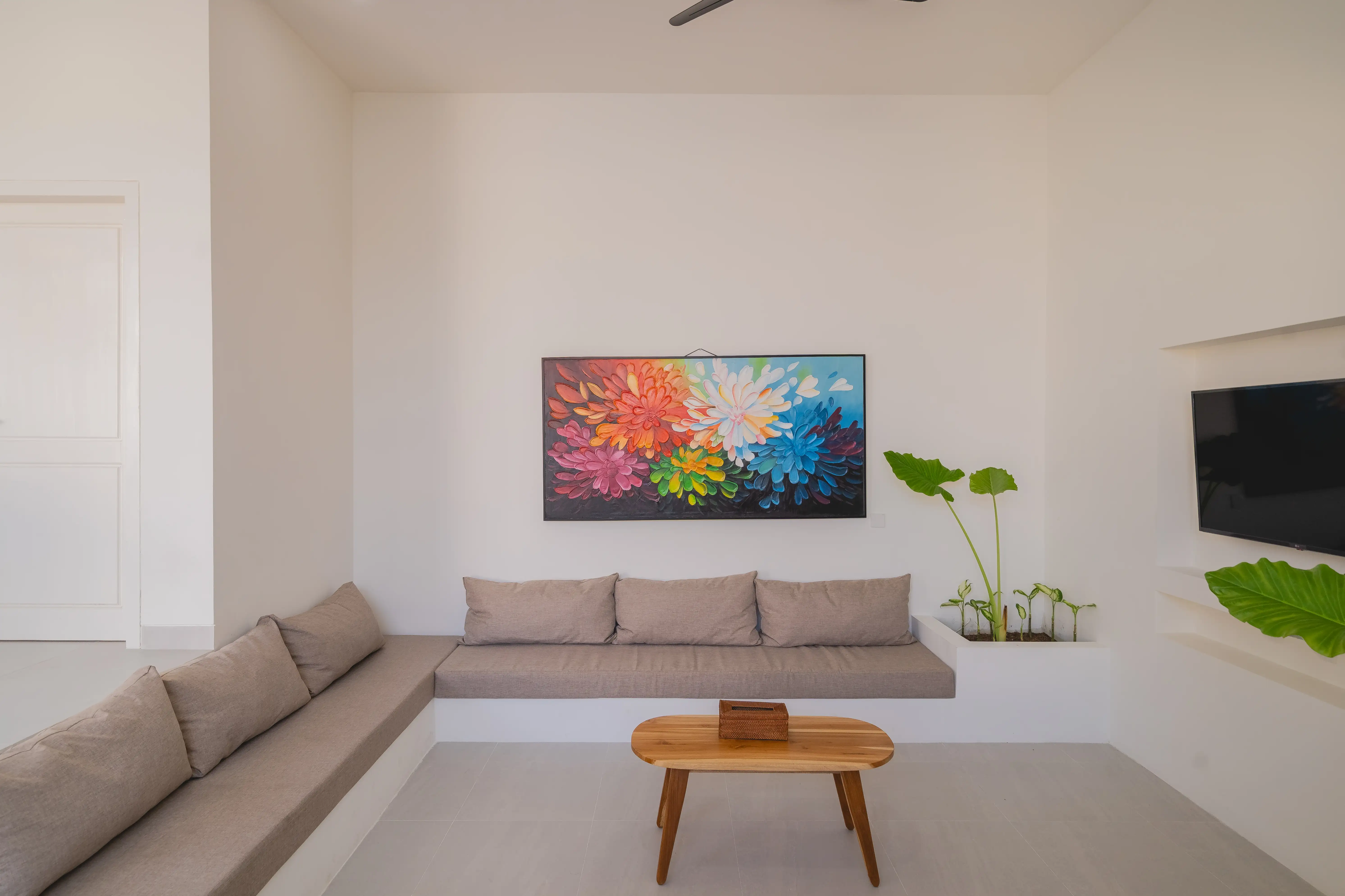 Villa 291m² in Indonesia, Kedungu. Priced at 289000$ rent photo-6