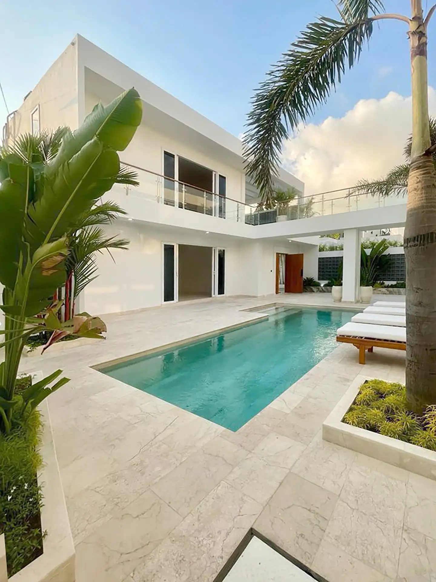 Villa 375m² in Indonesia, Canggu. Priced at 640000$ rent photo-18