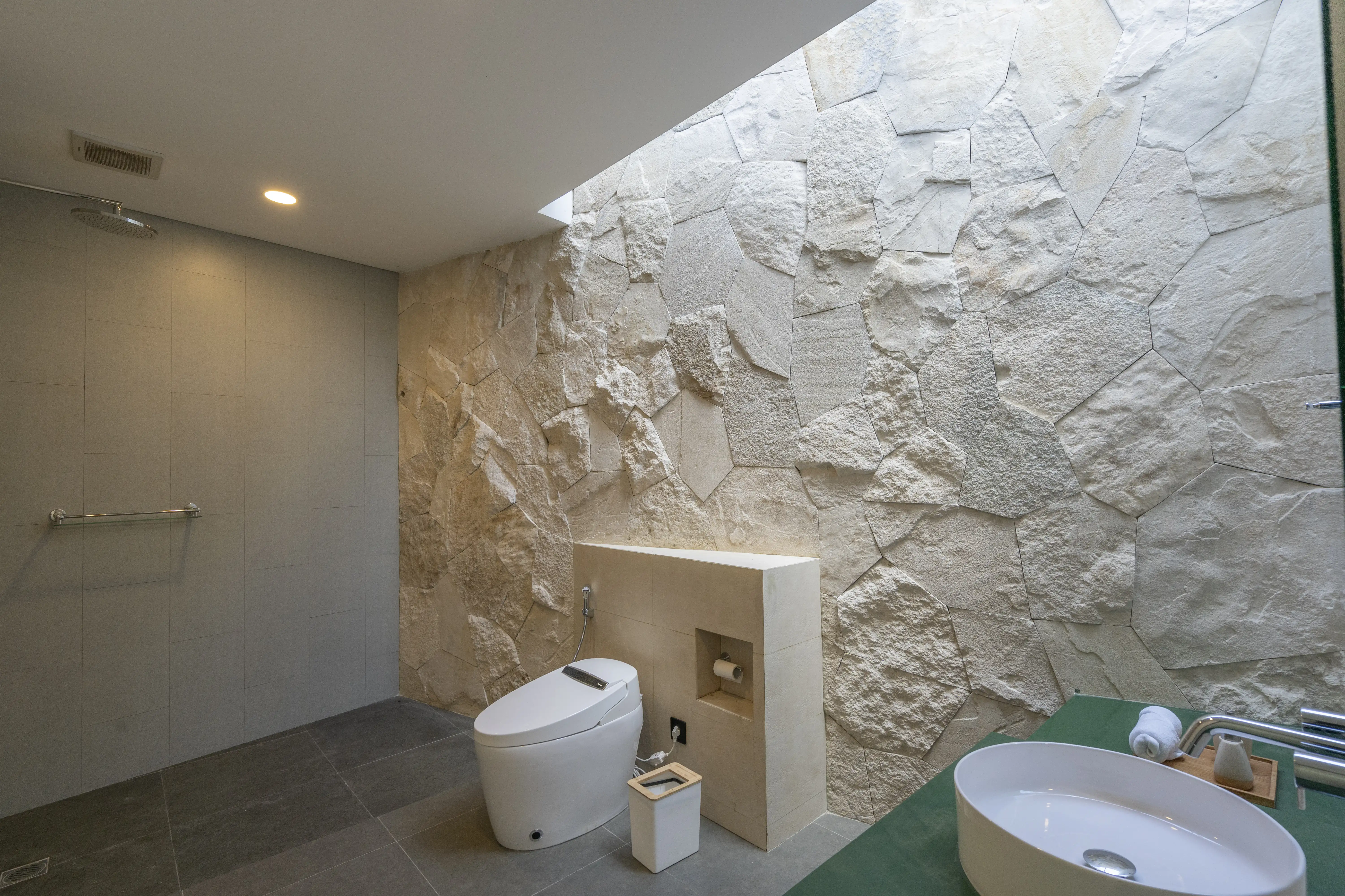 Villa 350m² in Indonesia, Canggu. Priced at 350000$ rent photo-10