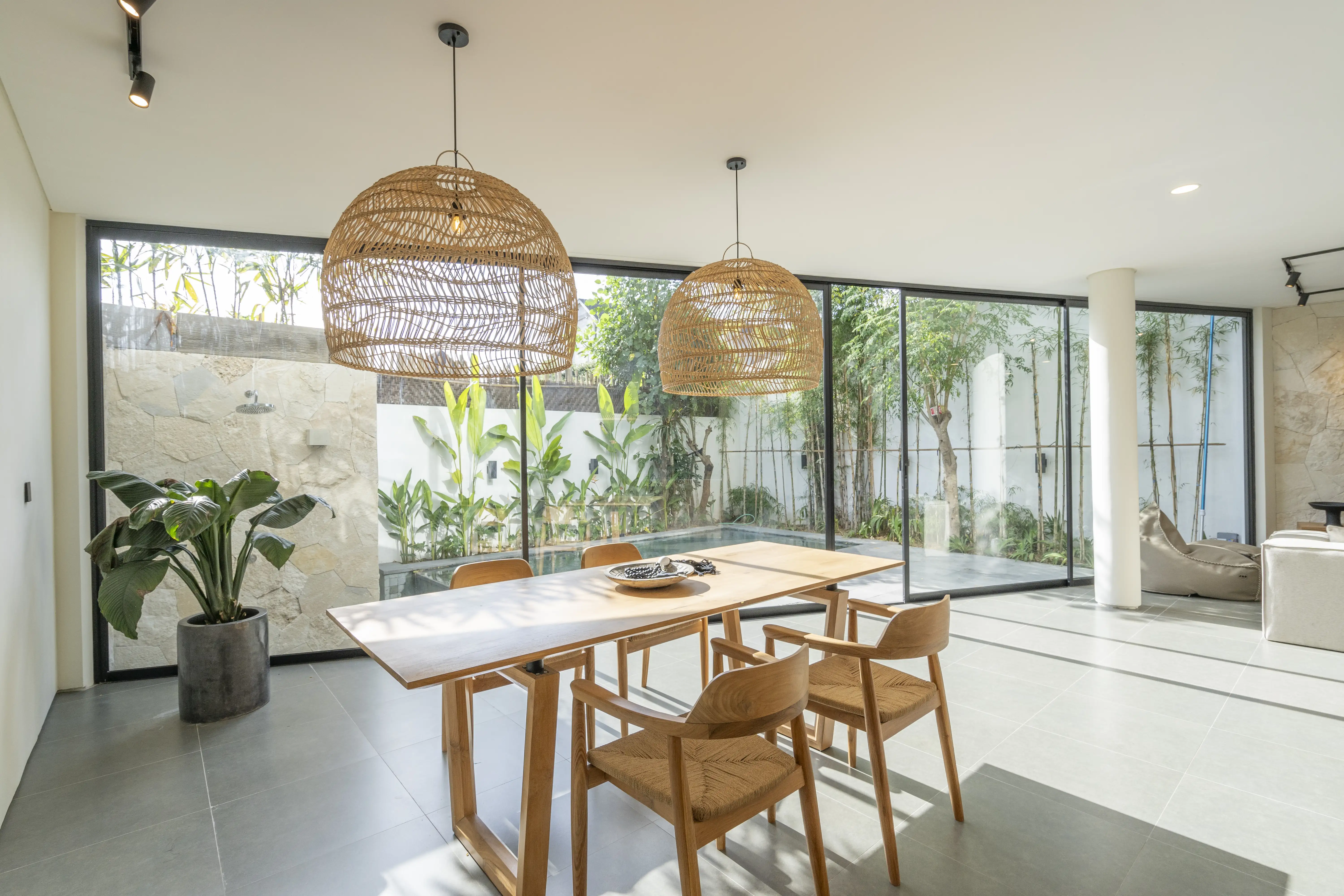 Villa 350m² in Indonesia, Canggu. Priced at 350000$ rent photo-18