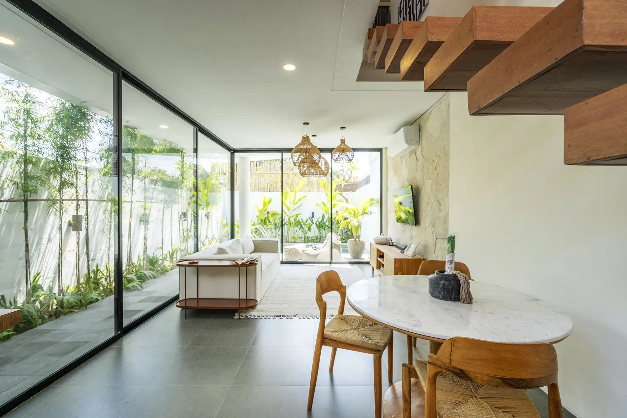 Villa 150m² in Indonesia, Canggu. Priced at 200000$ rent photo-13