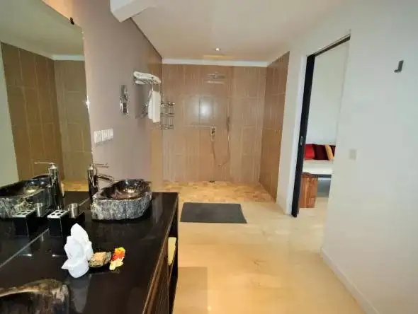 Villa 447m² in Indonesia, Ubud. Priced at 768000$ rent photo-20