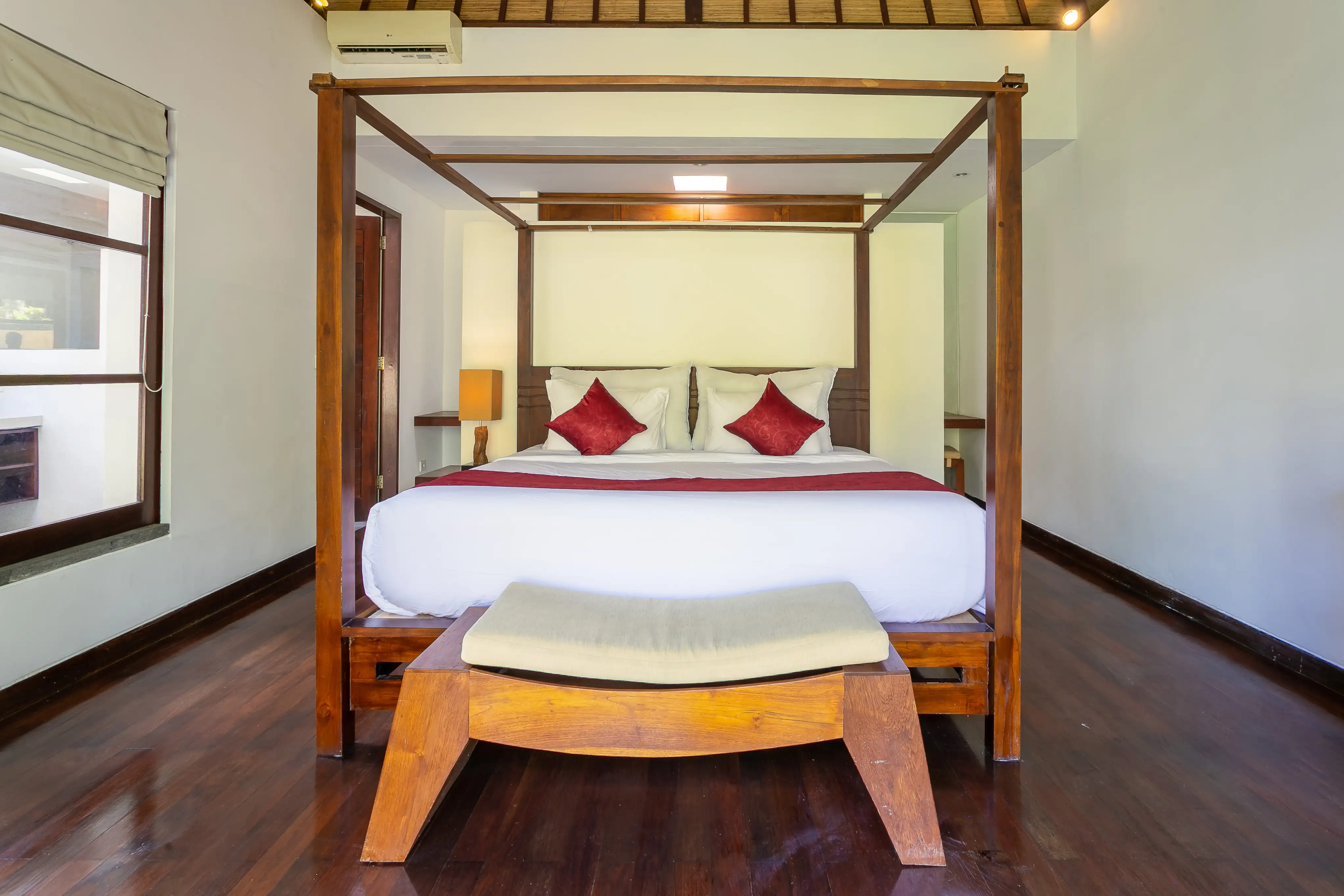 Villa 1400m² in Indonesia, Ubud. Priced at 796227$ rent photo-2